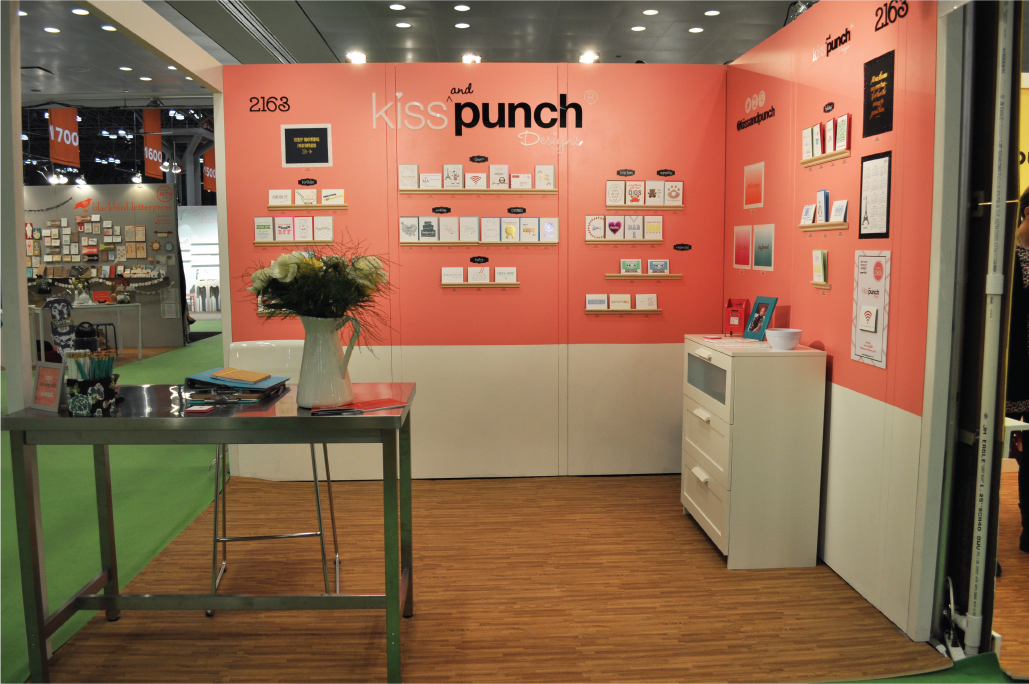 kiss_punch_booth.png