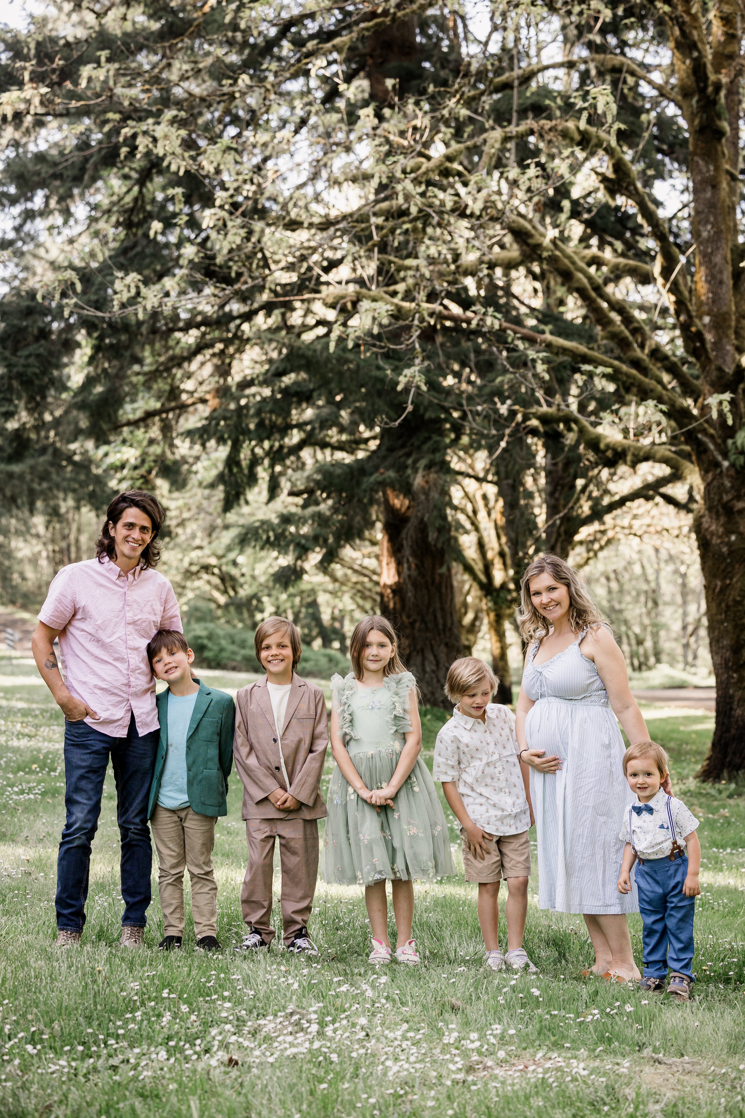Studio623photography_Spring2025_FamilyPhotos_Crabtree_-2.jpg