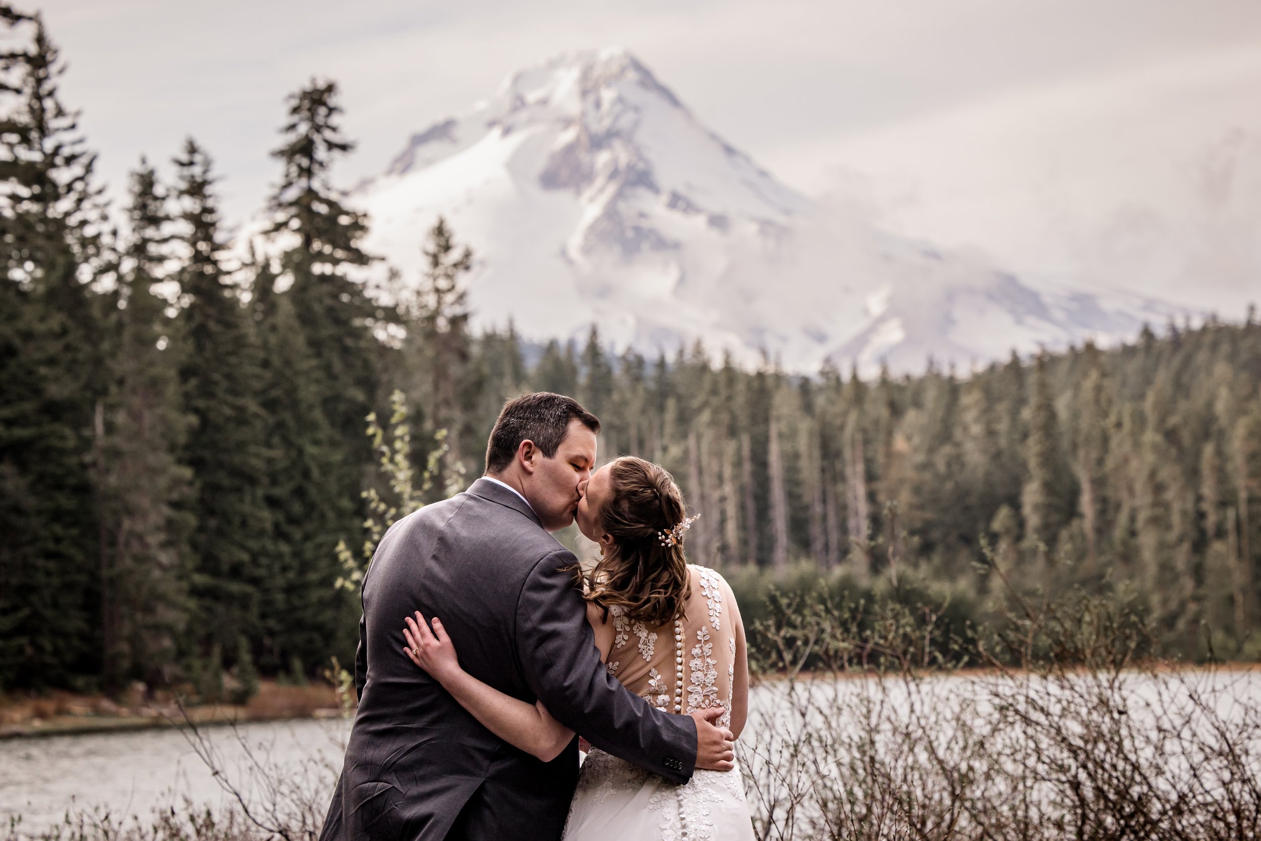Your Guide to an All-Inclusive Adventure Elopement in Oregon | Mt Hood, Columbia Gorge & the Coast
