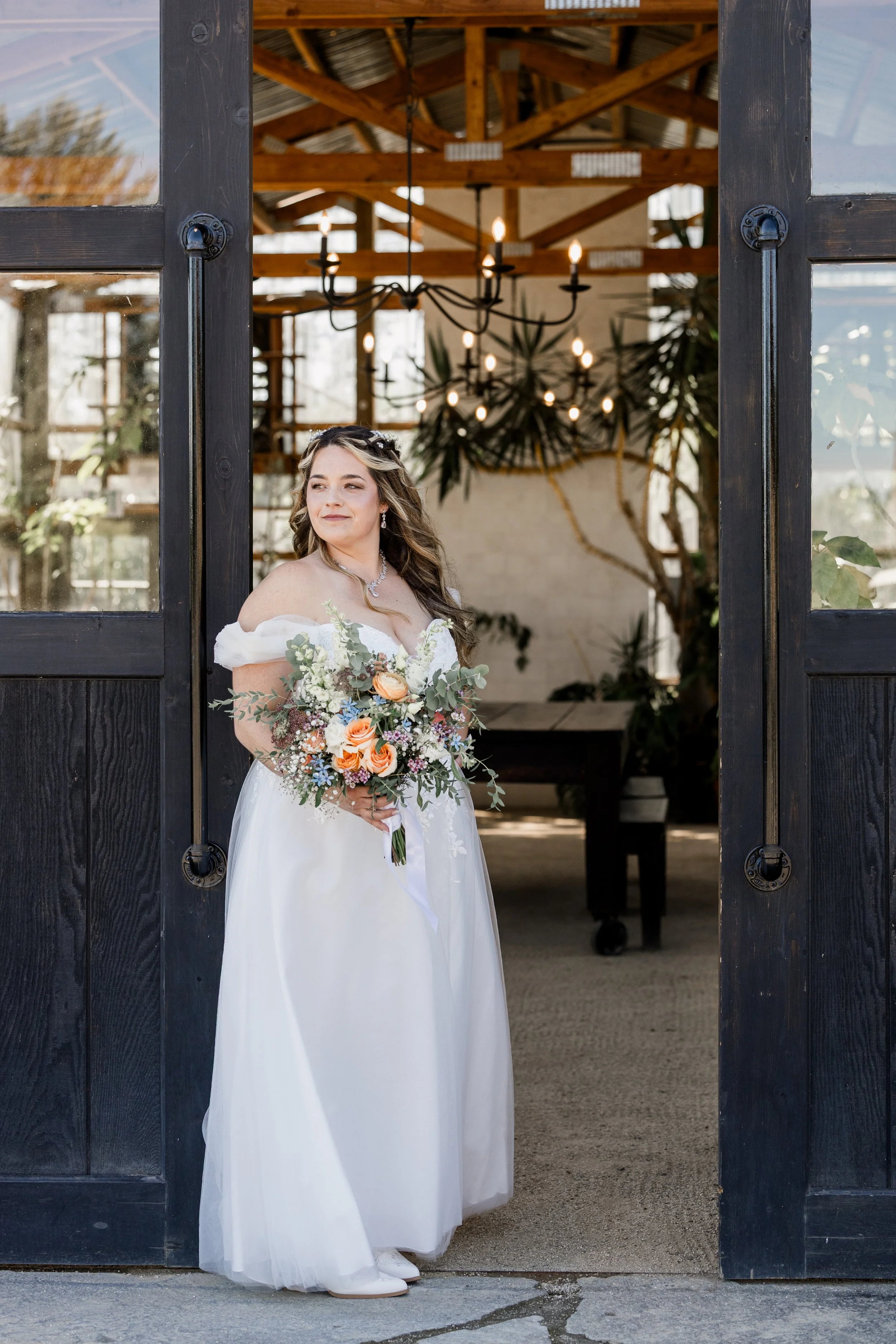 Studio623photography-Mthoodcenter_wedding_MB--15.jpg