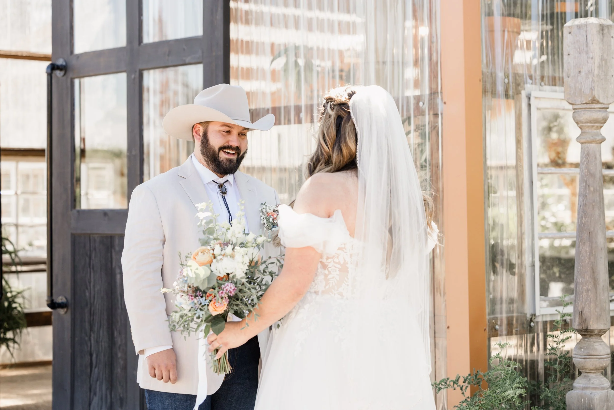 Studio623photography-Mthoodcenter_wedding_MB--13.jpg