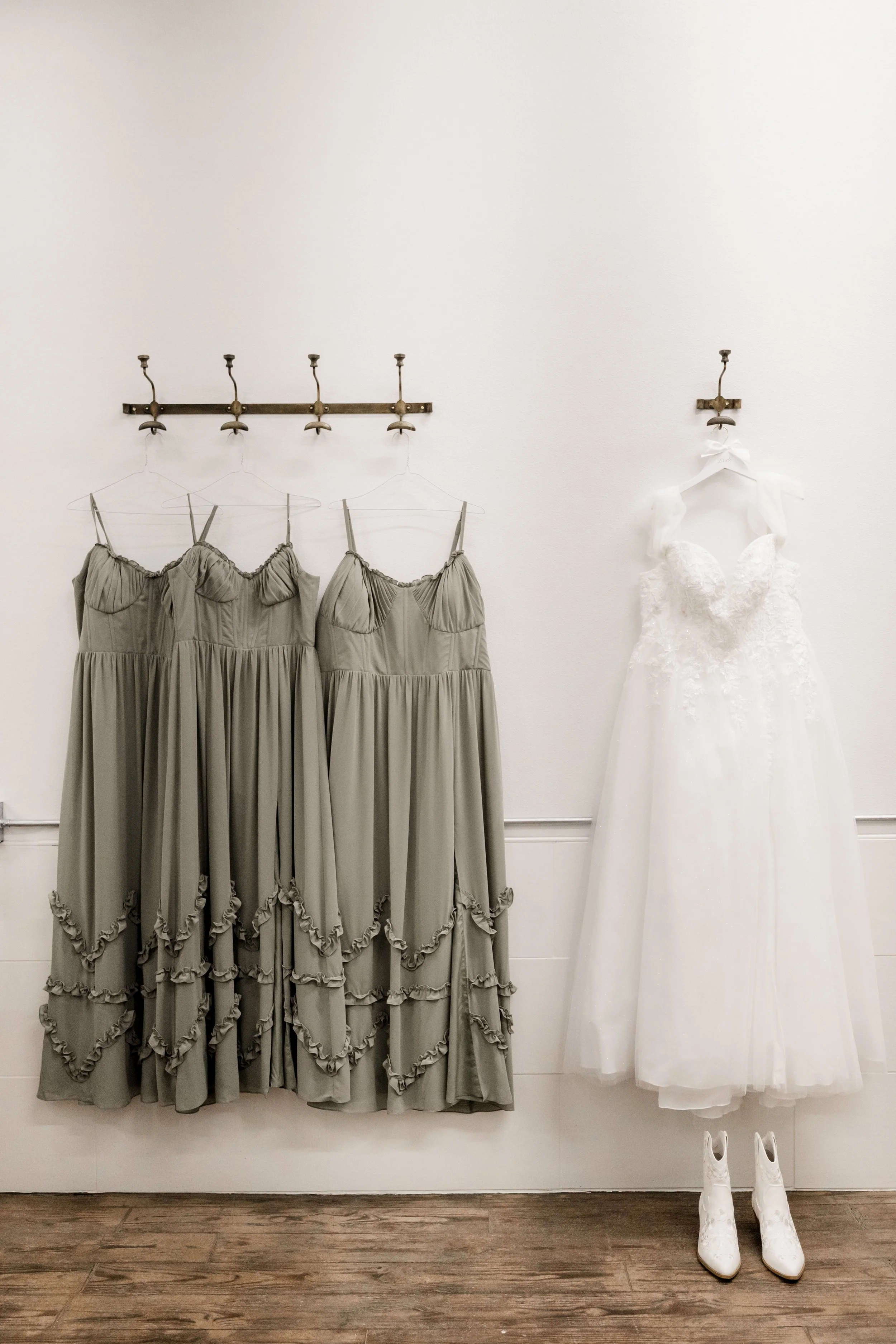Studio623photography-Mthoodcenter_wedding_MB--5.jpg