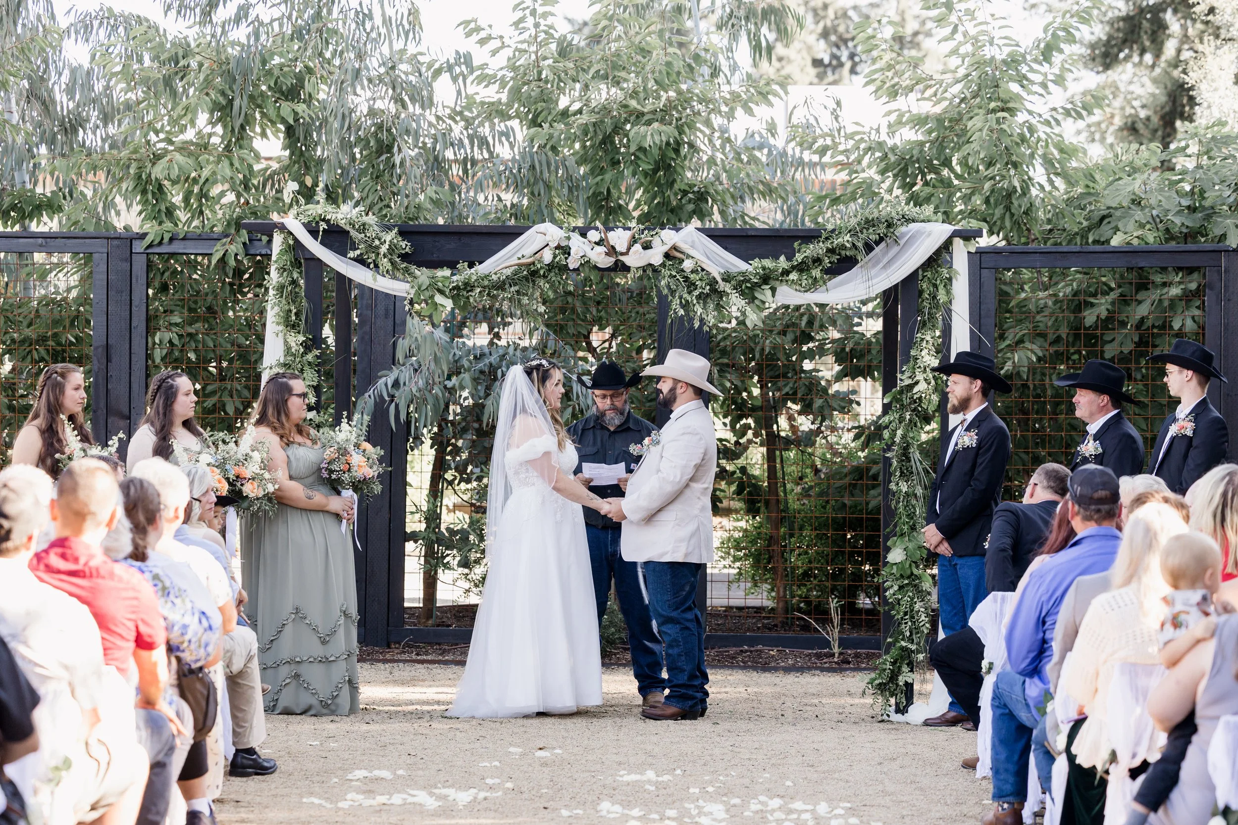 Studio623photography-Mthoodcenter_wedding_MB--41.jpg