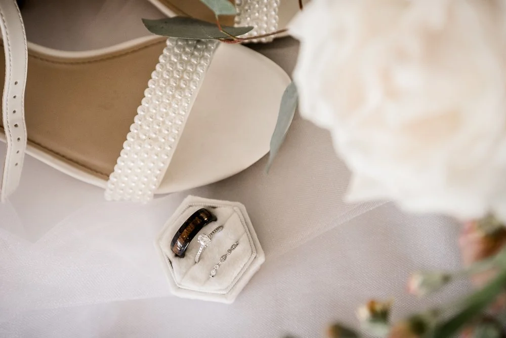 Studio623photography-EE-SandyRiverAirportWedding_-1.jpg