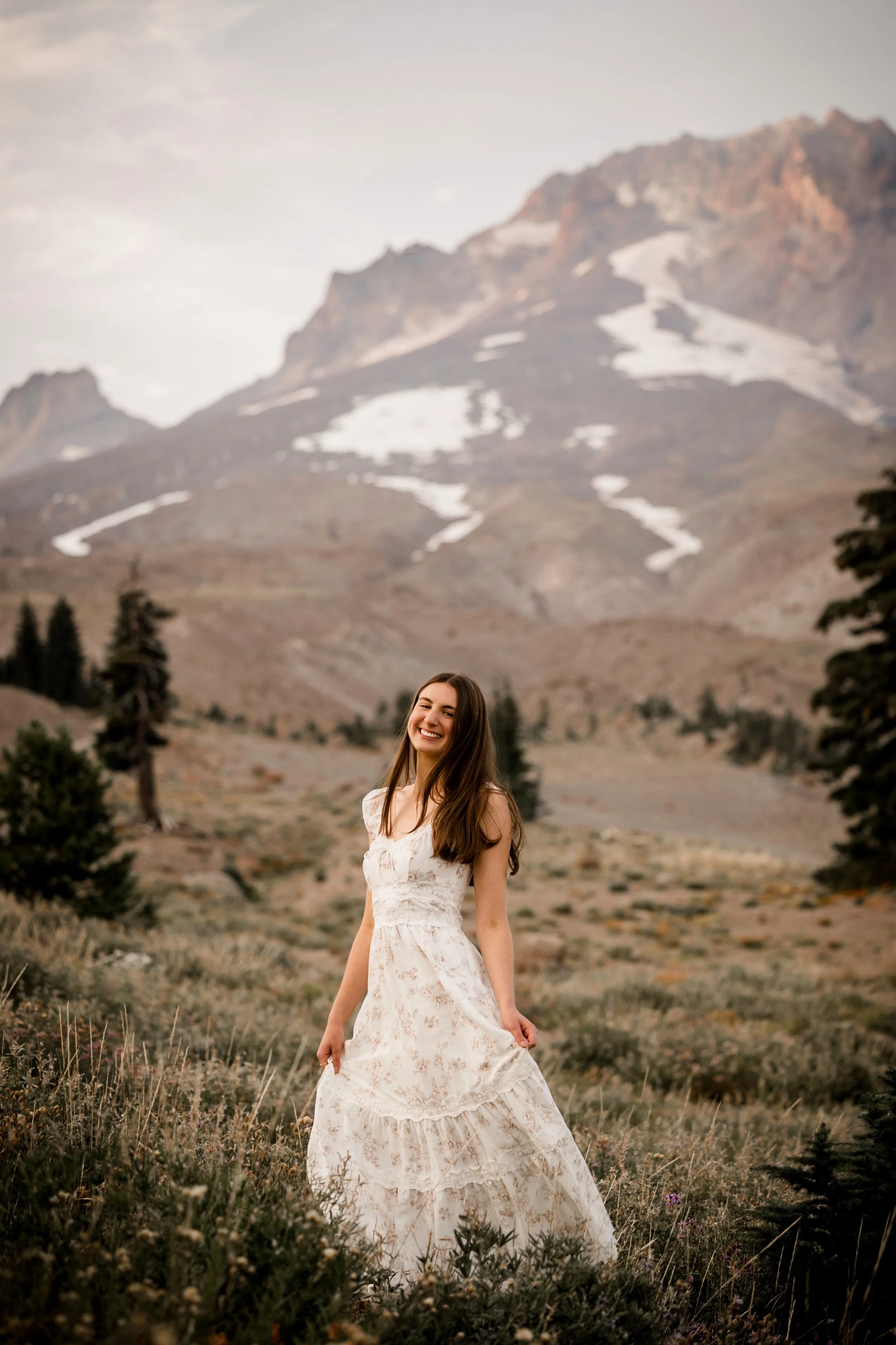 Studio623photography_SeniorPhotos_MtHood_-7.jpg