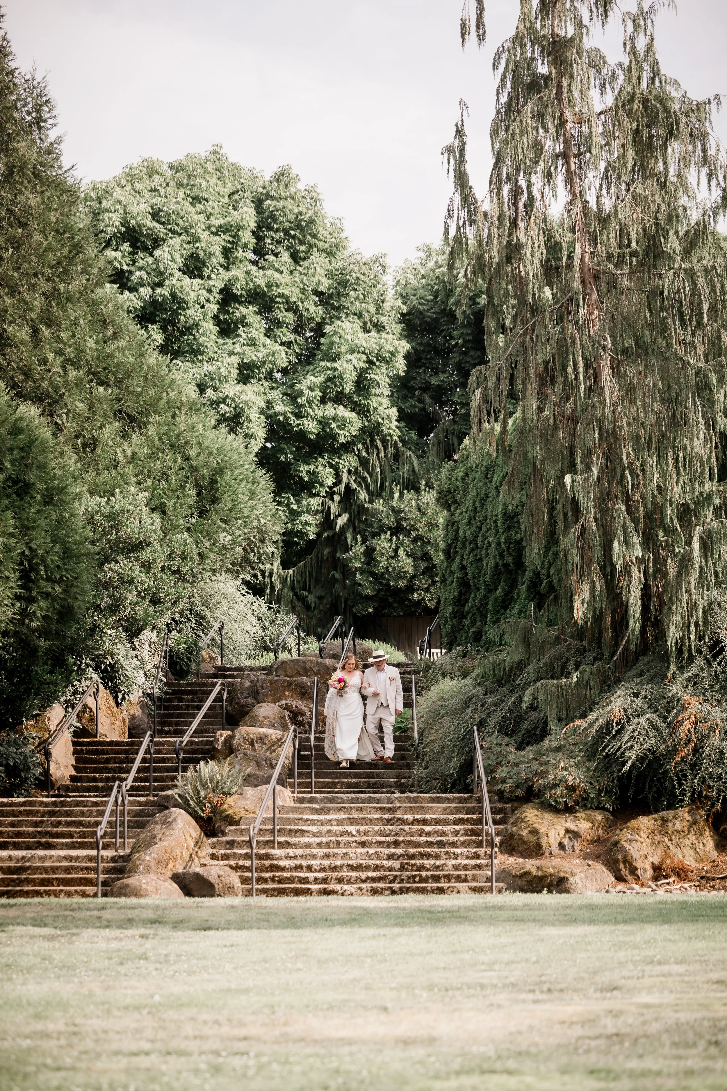Studio623photography_Oregon-Garden-Wedding--20.jpg
