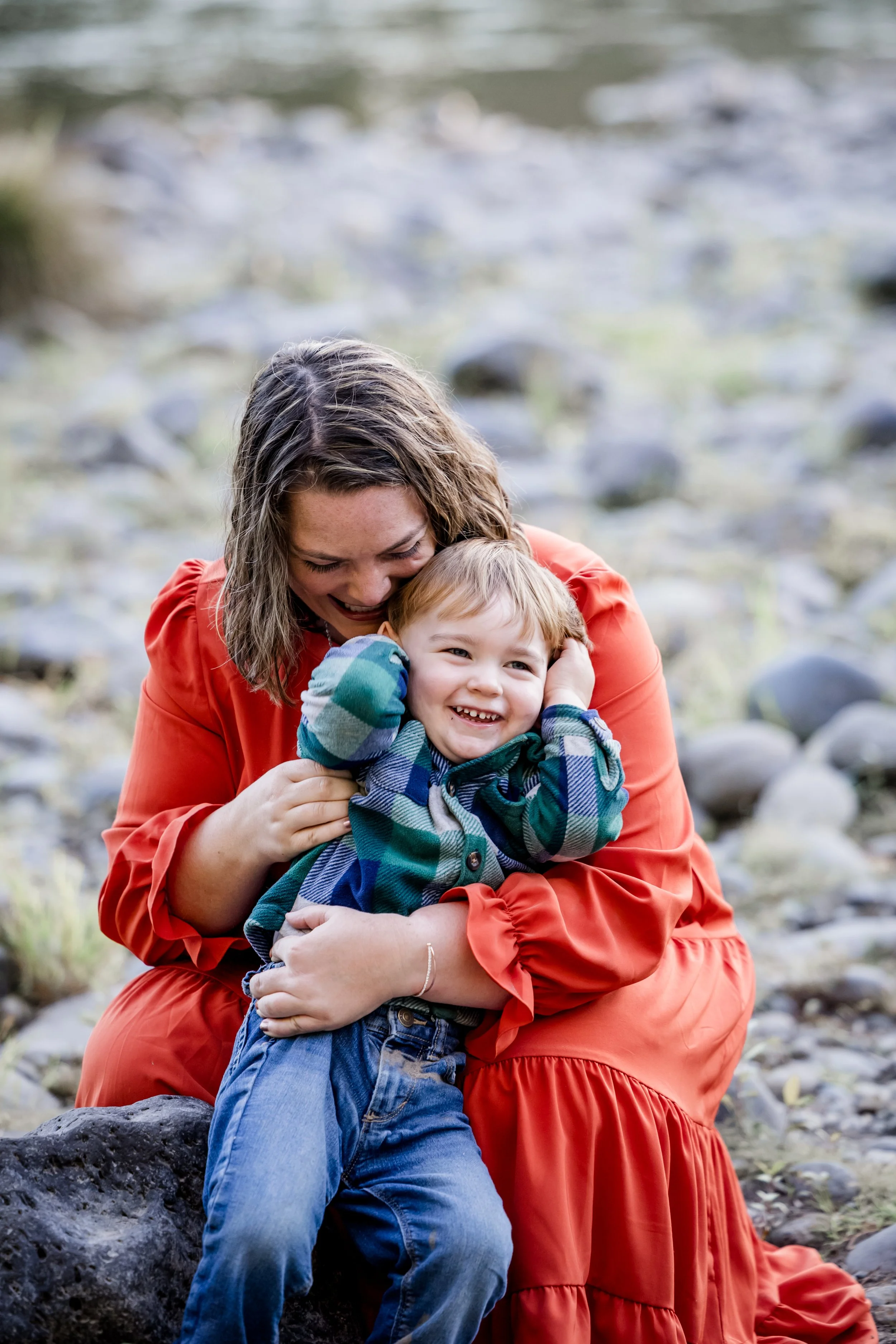 Studio623Photography-Family_Fall2025_riverside_-74.jpg