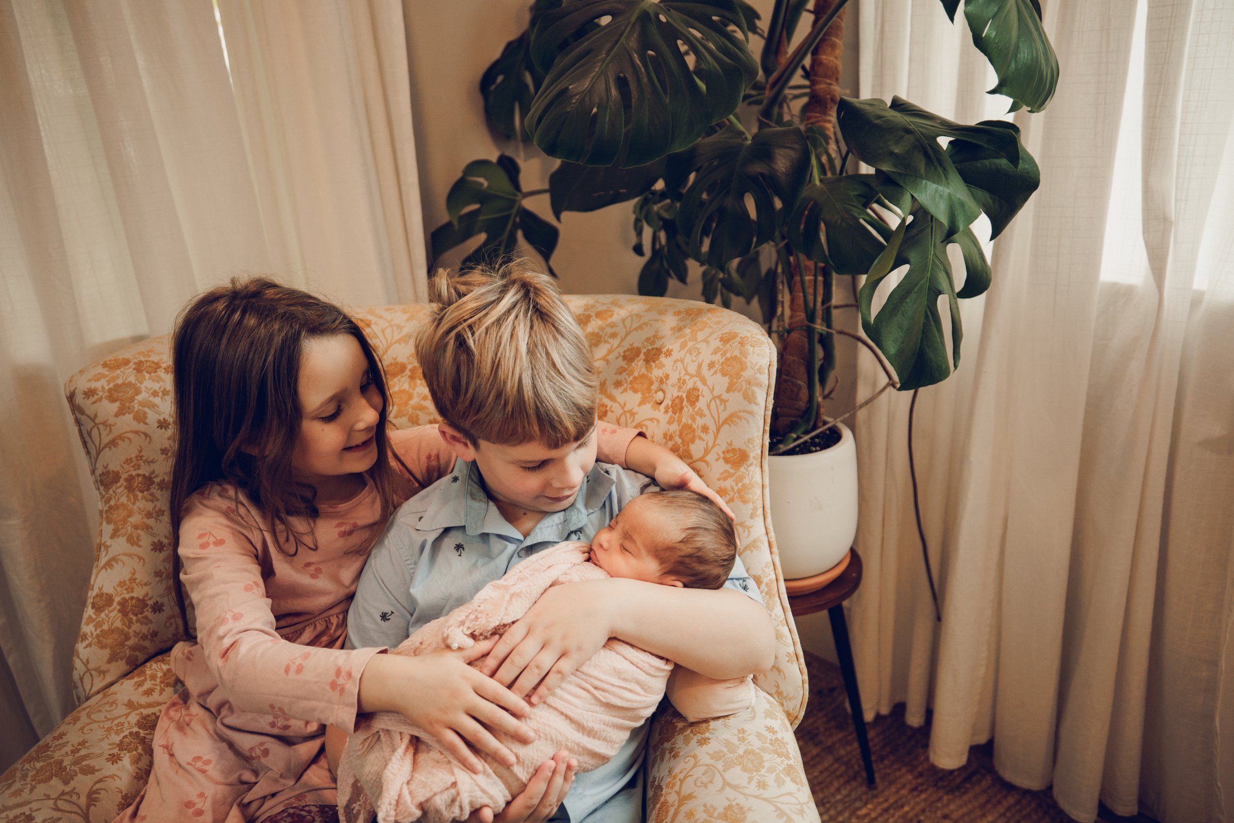 Studio623photography_LNewborn_-2.jpg