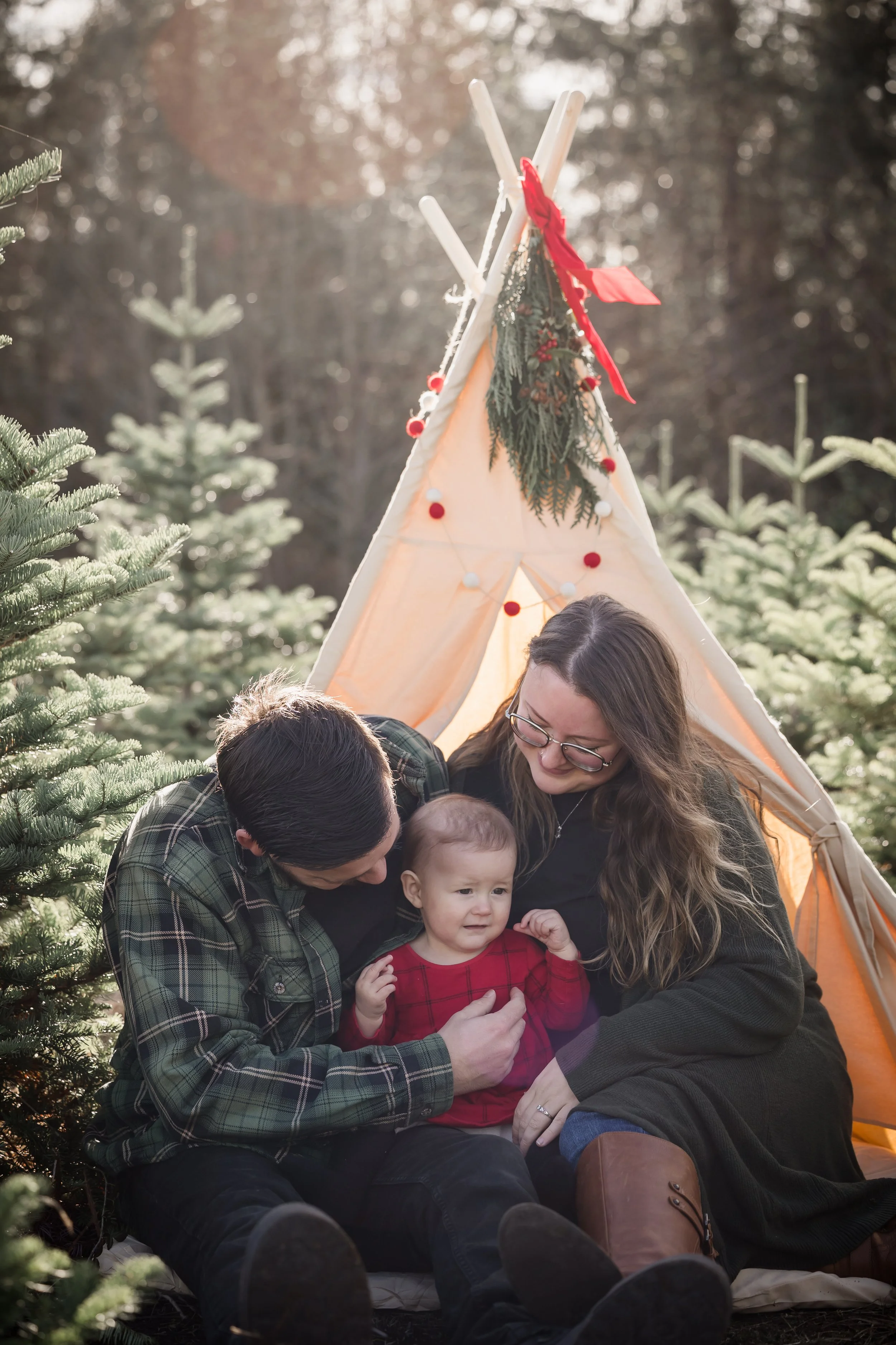 Studio623photography_FamilyPhotos_TreeFarm_2025_-2.jpg