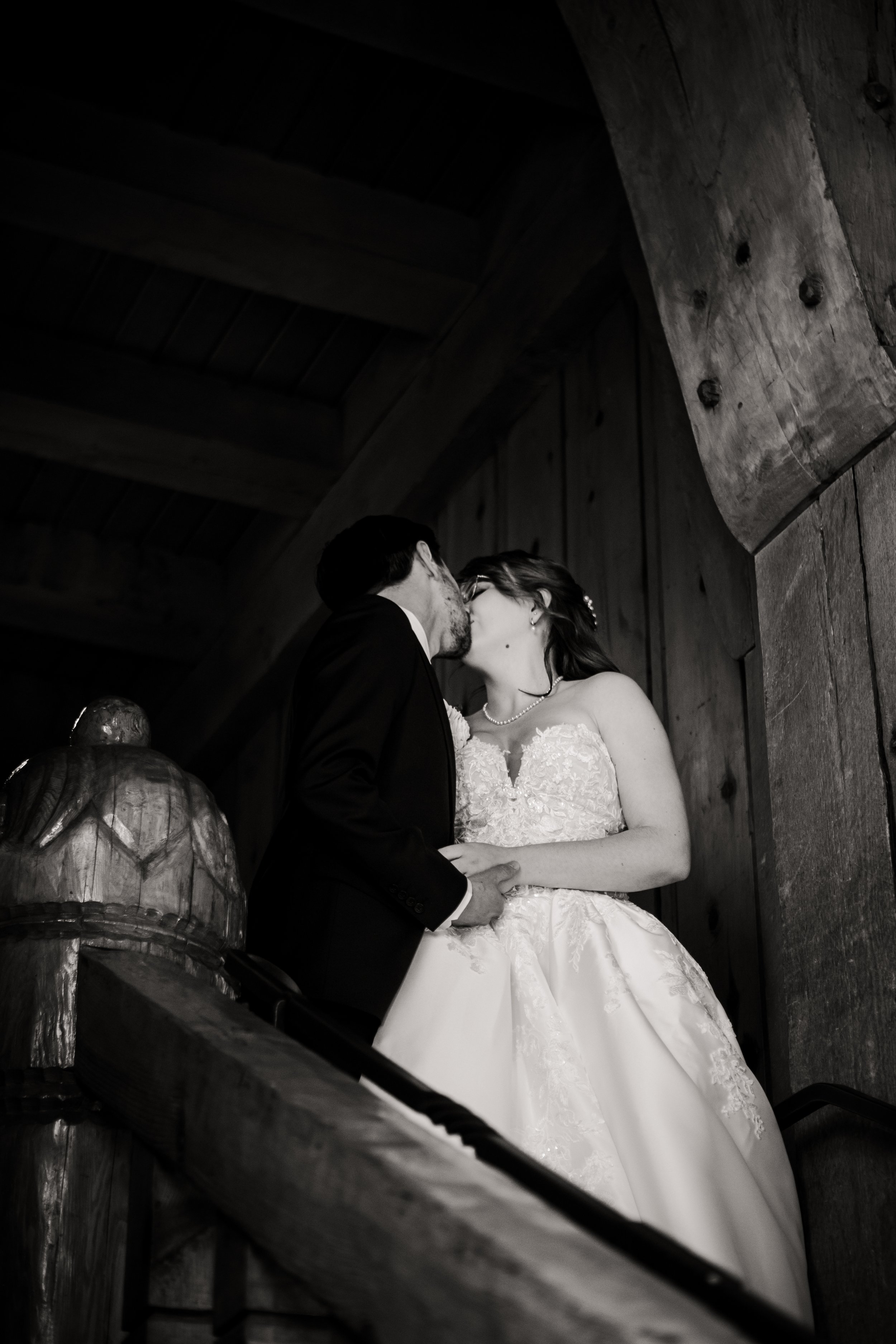 Studio623Photography_MtHood_WeddingPhotos_TimberlineSilcoxHut_-3.jpg