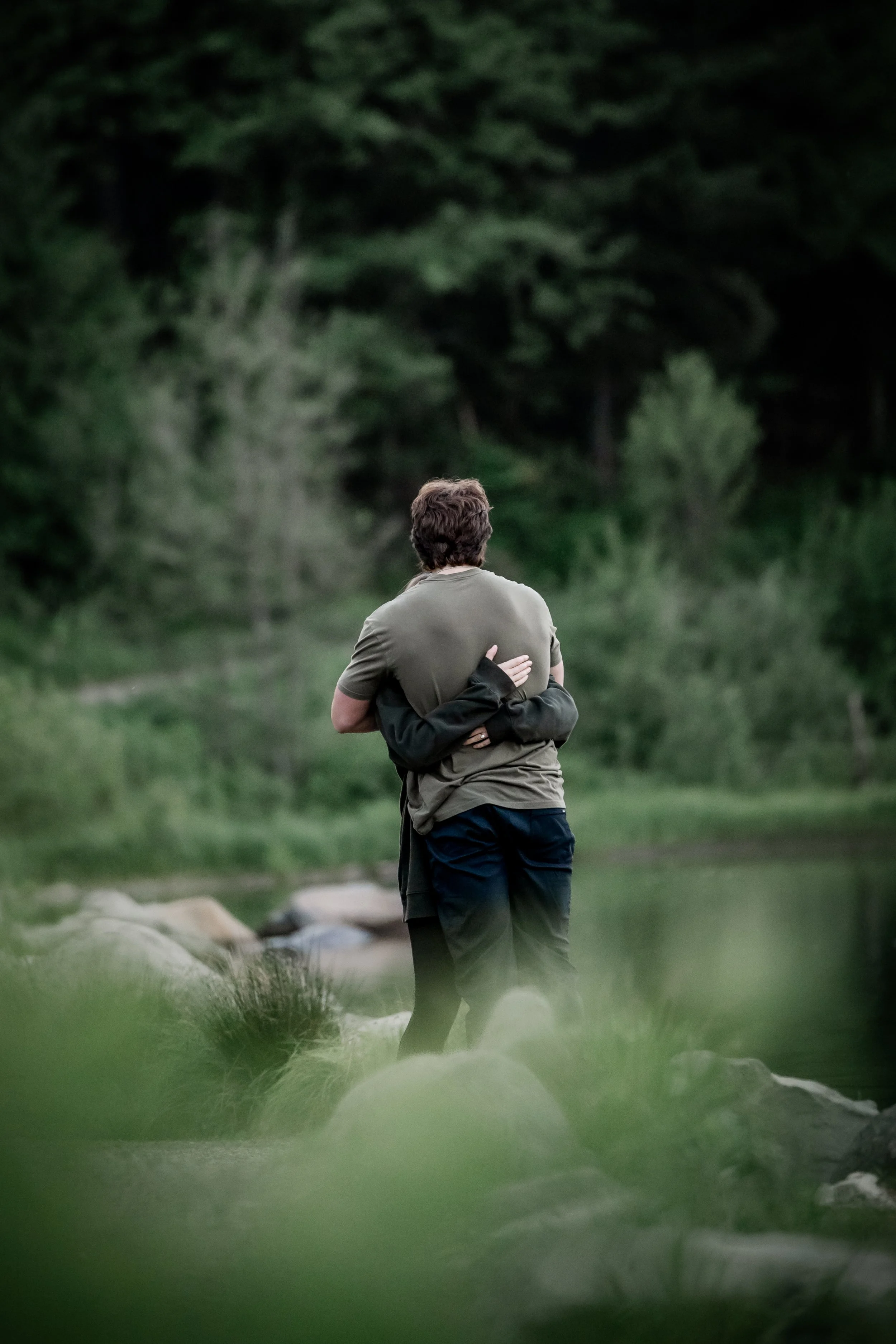 Studio623Photography-TrilliumLake-engagement-photos-proposal--3-2.jpg
