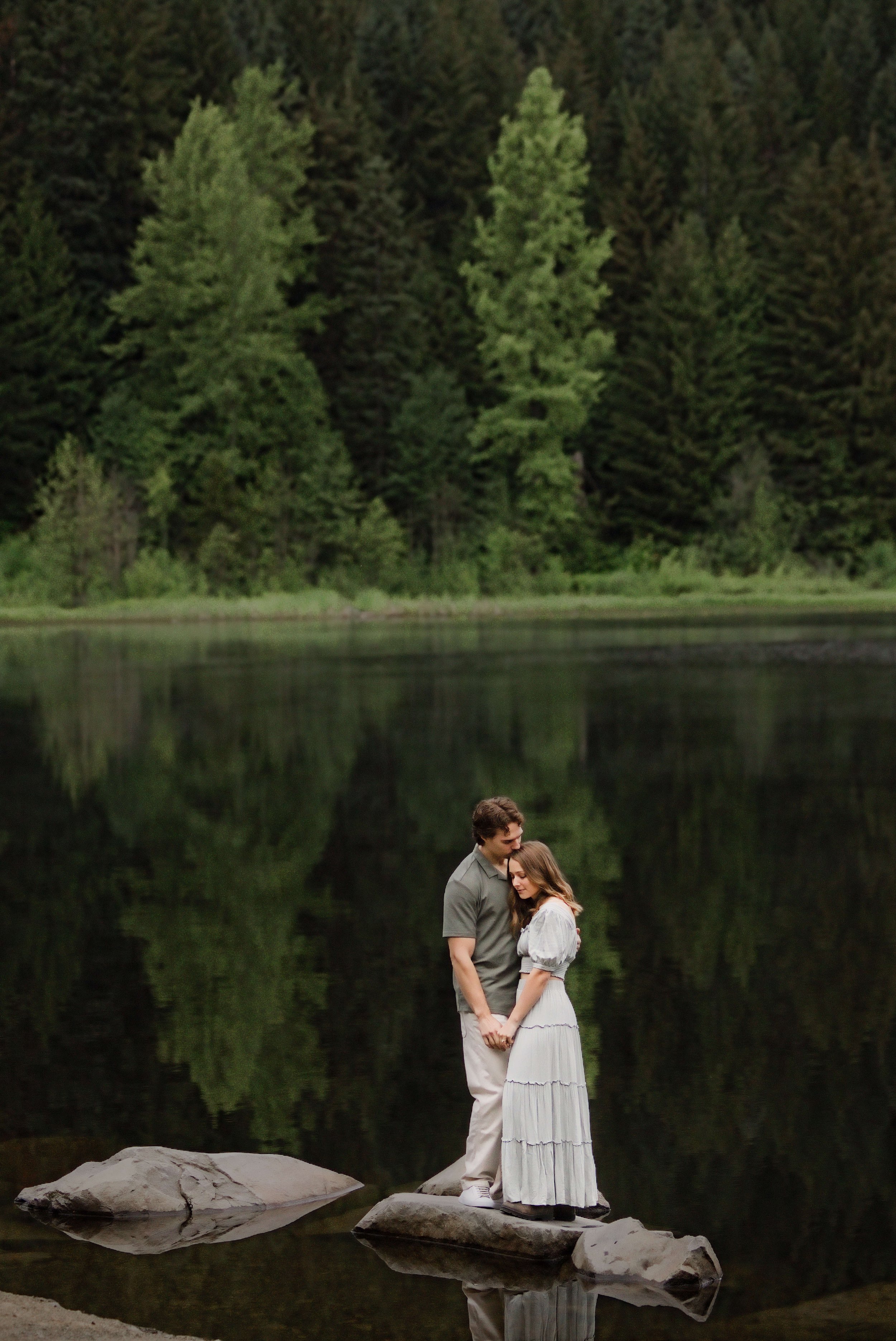 Engagement-Photos-Mt-Hood-019.jpg