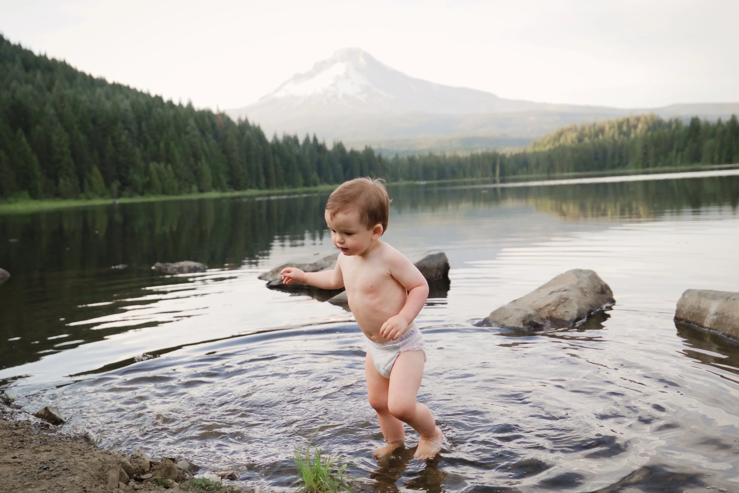 MtHood-Family-Photos-TrilliumLake-Oregon-Studio623photography--059.JPG
