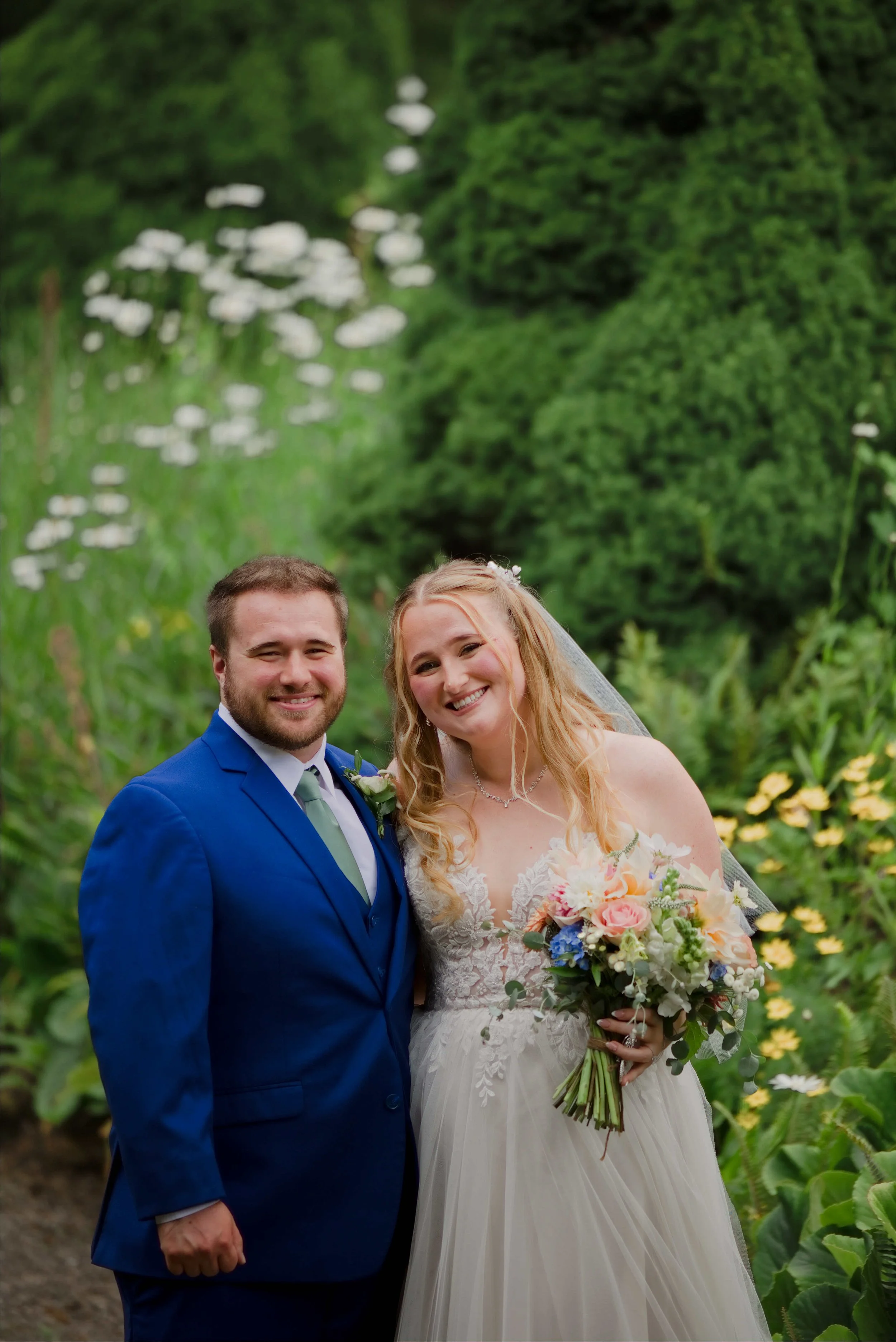 Knoll-Crest-Gardens-Sandy-Oregon-Wedding-Photographer-Studio623Photography--032.jpg
