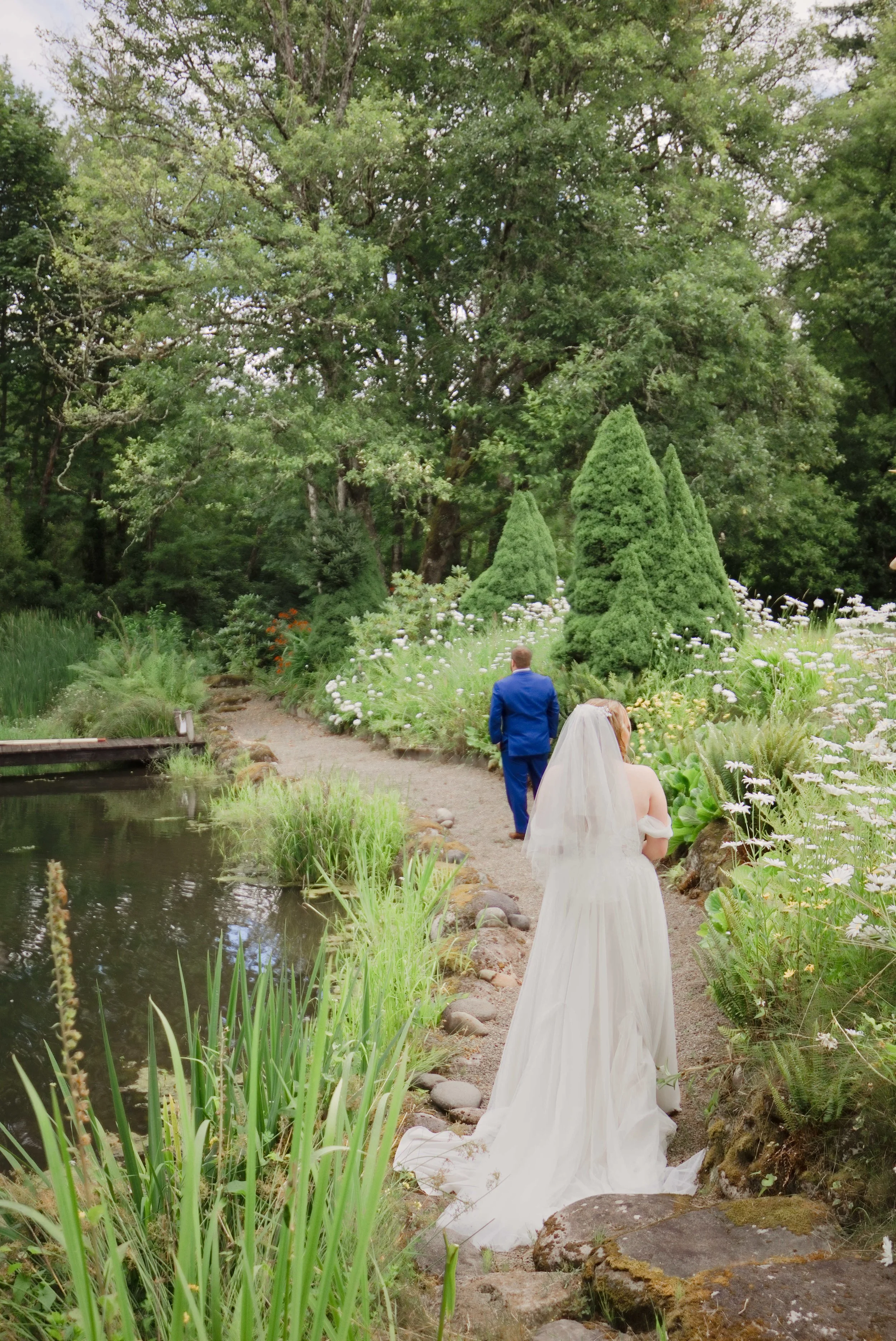 Knoll-Crest-Gardens-Sandy-Oregon-Wedding-Photographer-Studio623Photography--041.jpg