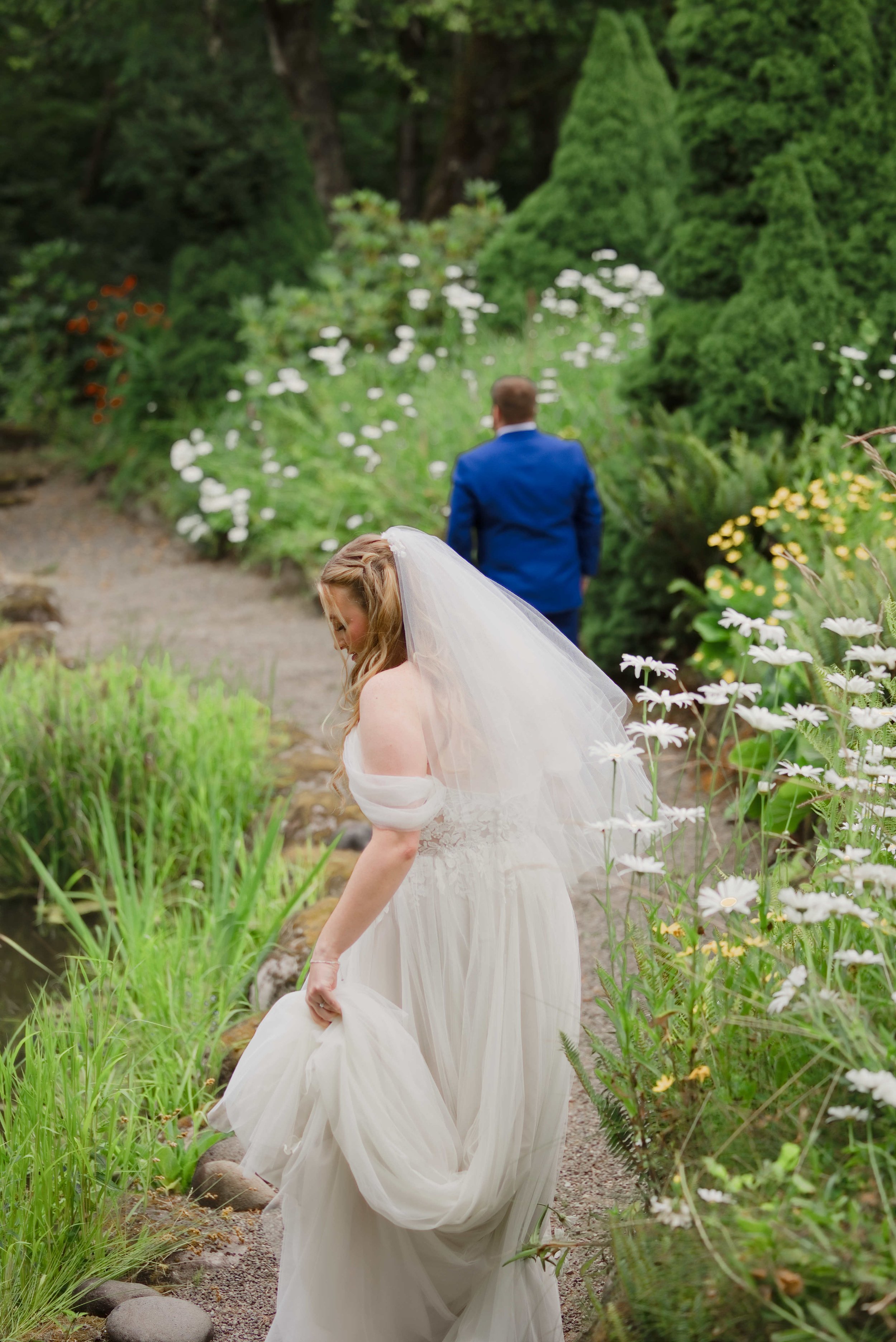 Knoll-Crest-Gardens-Sandy-Oregon-Wedding-Photographer-Studio623Photography--029.jpg