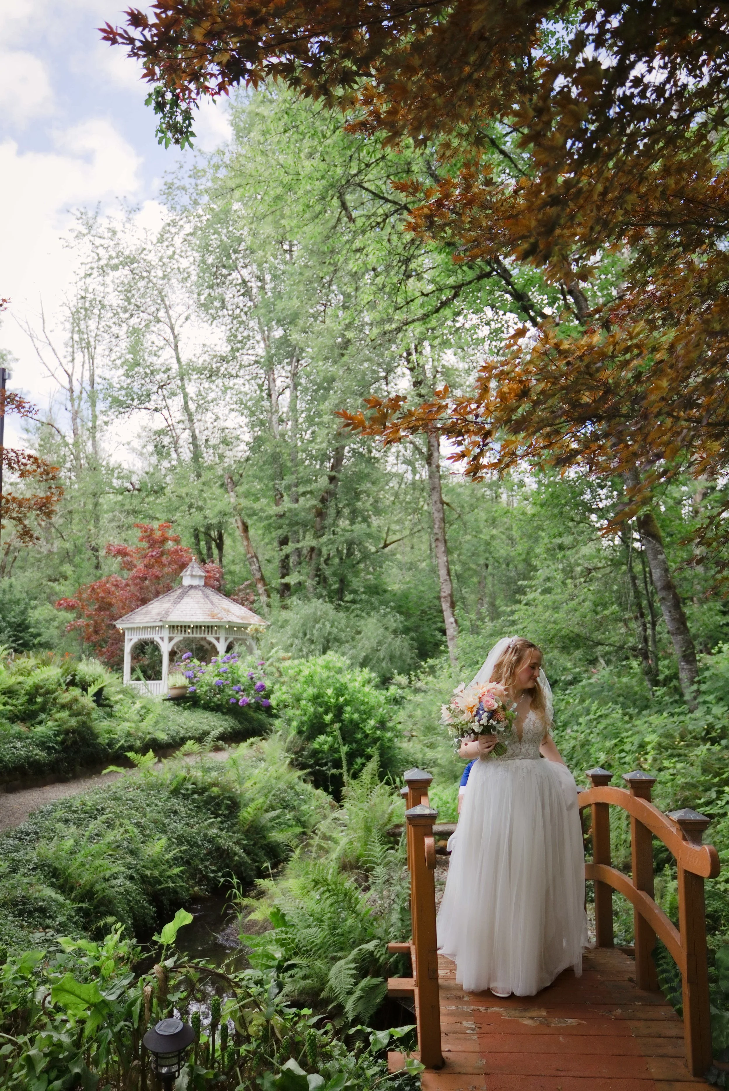 Knoll-Crest-Gardens-Sandy-Oregon-Wedding-Photographer-Studio623Photography--056.jpg