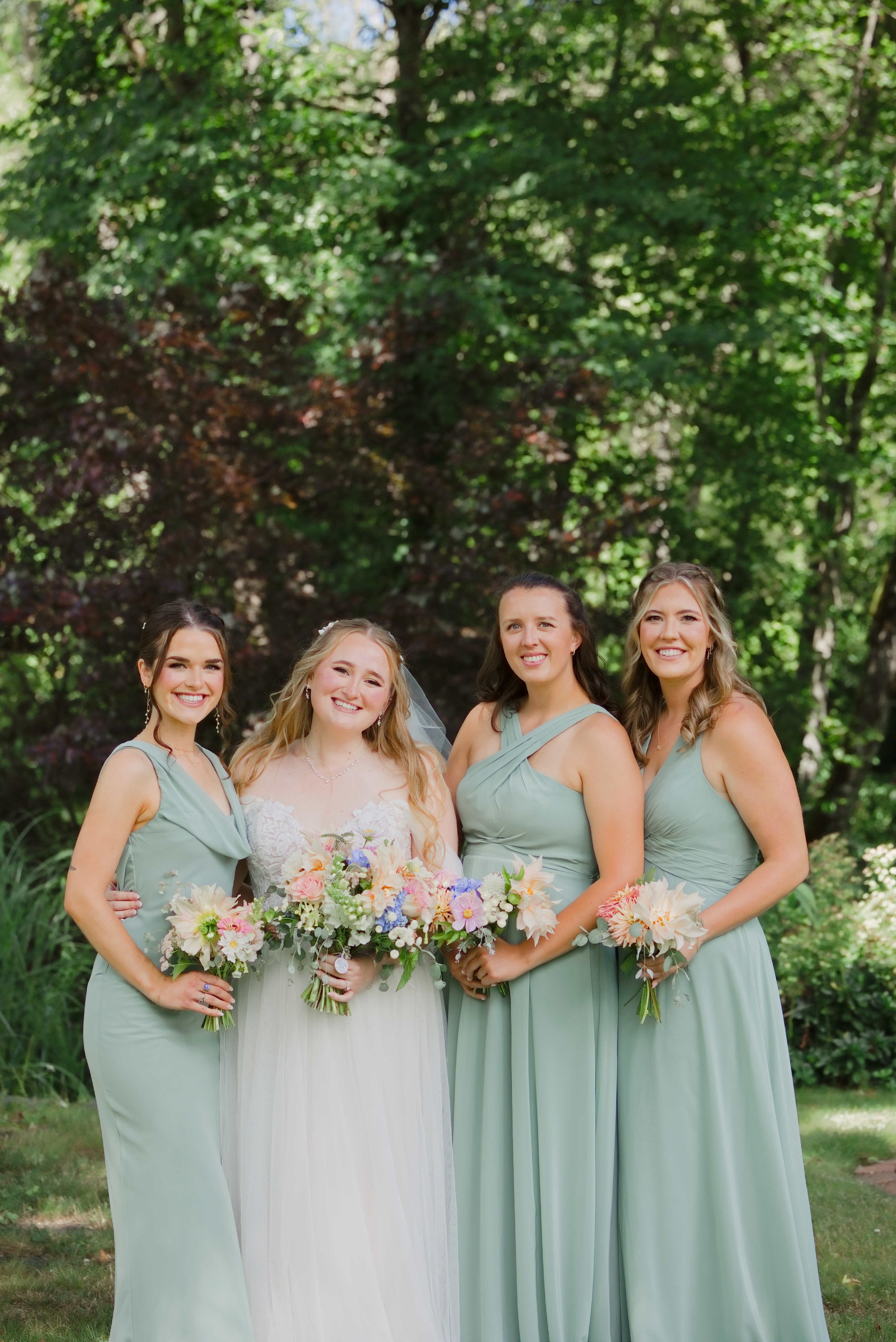 Knoll-Crest-Gardens-Sandy-Oregon-Wedding-Photographer-Studio623Photography--071.jpg