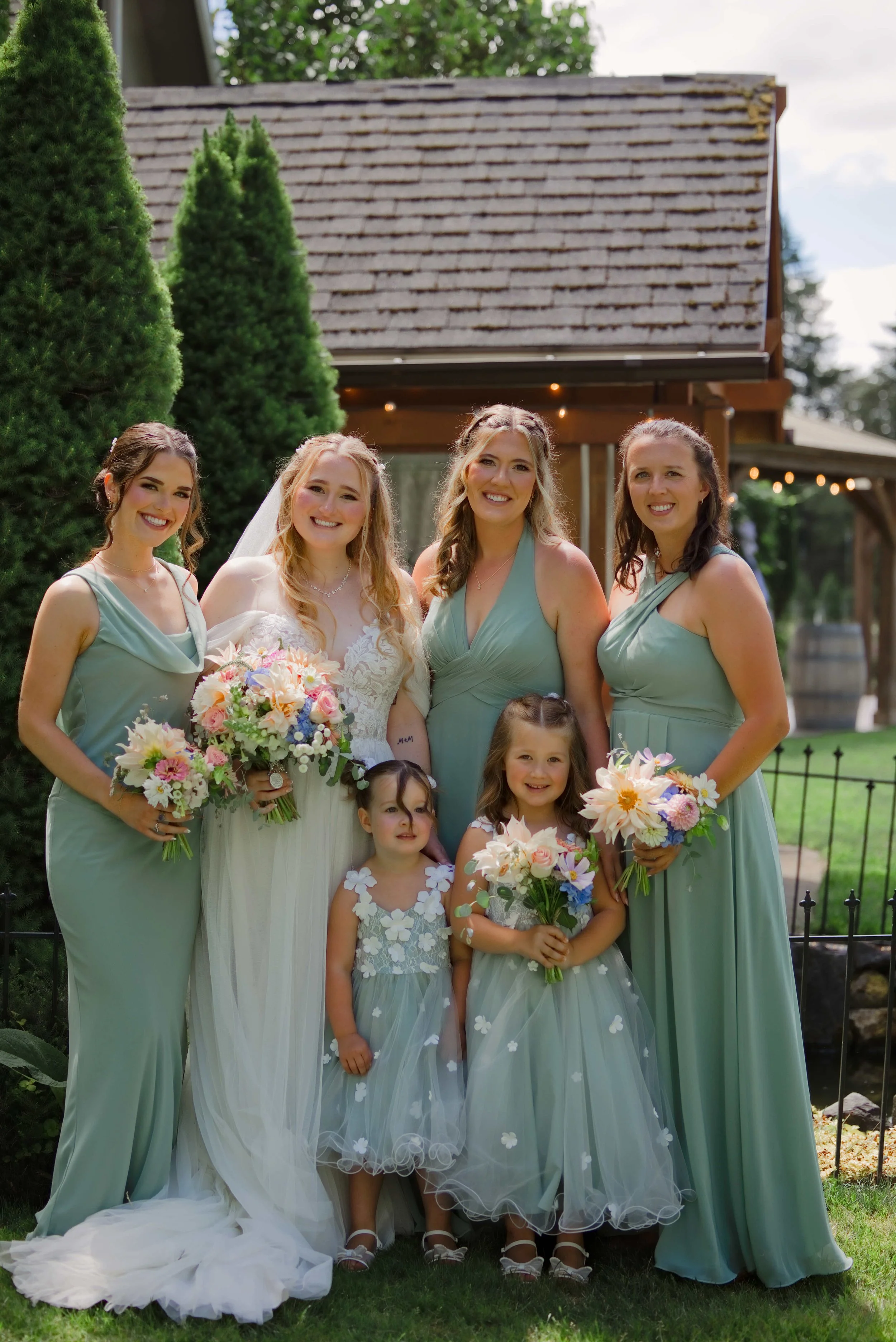 Knoll-Crest-Gardens-Sandy-Oregon-Wedding-Photographer-Studio623Photography--068.jpg