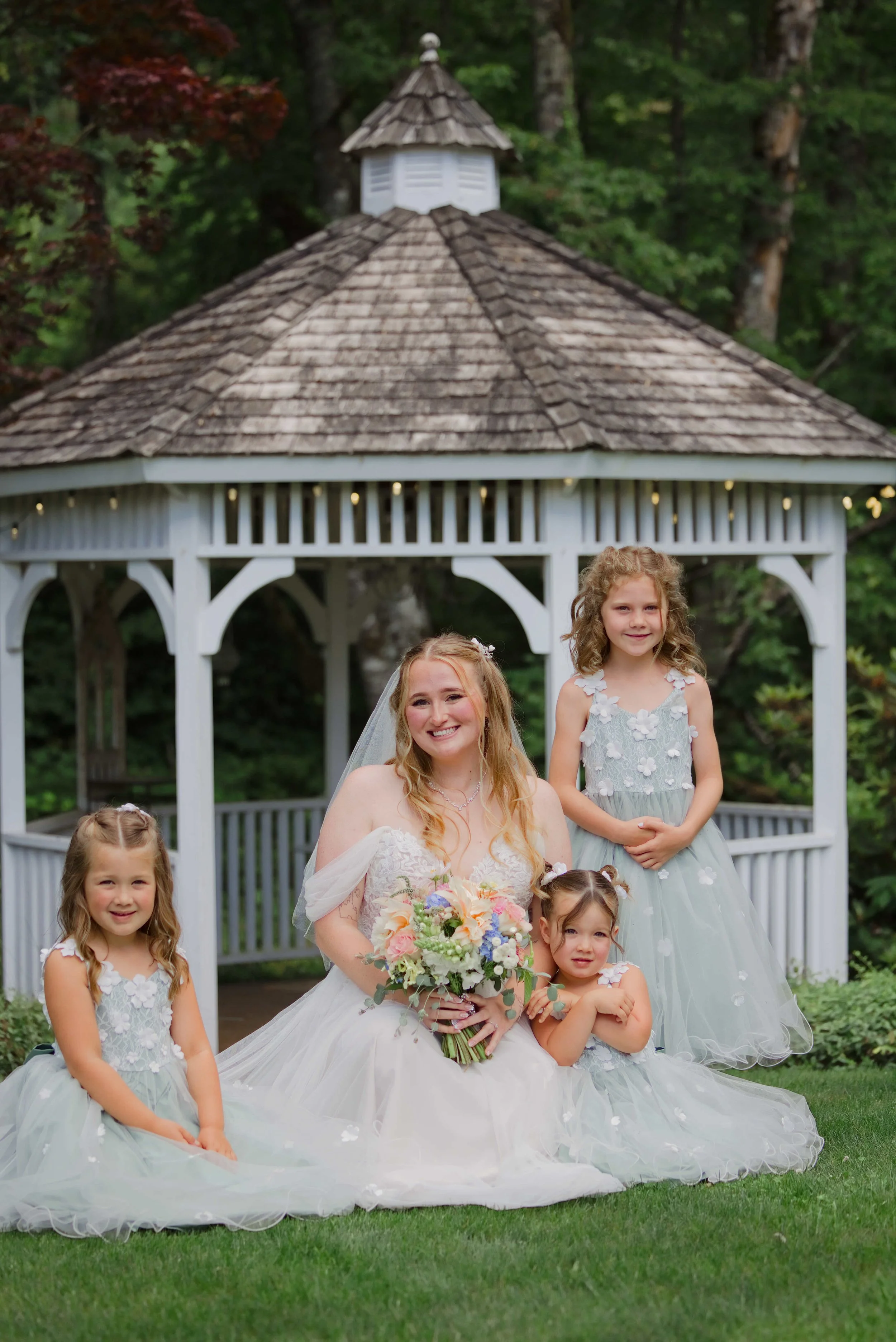 Knoll-Crest-Gardens-Sandy-Oregon-Wedding-Photographer-Studio623Photography--060.jpg