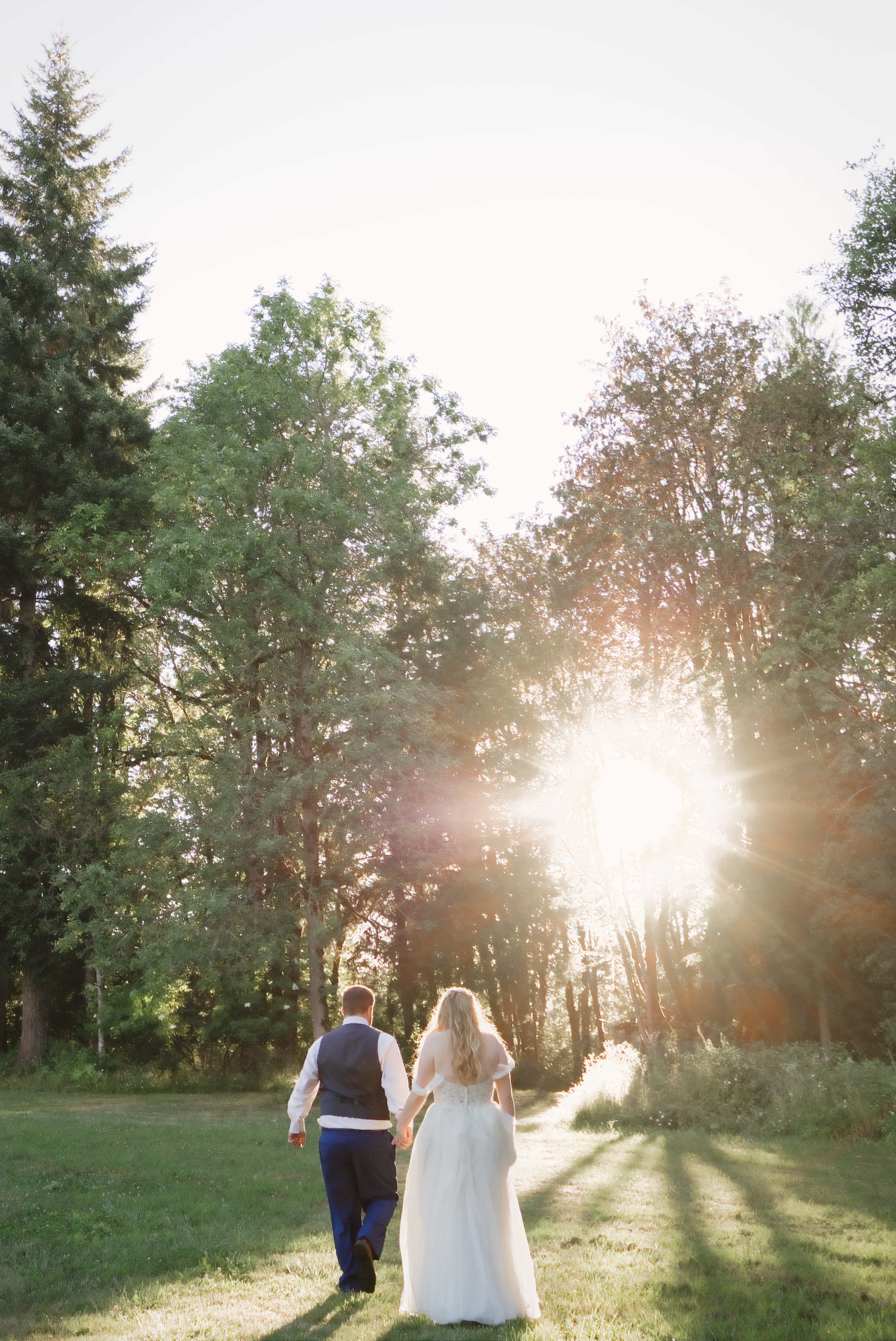 KnollCrestGardensWeddingVenue-Sandy-Oregon-Wedding-Photographer--018.jpg
