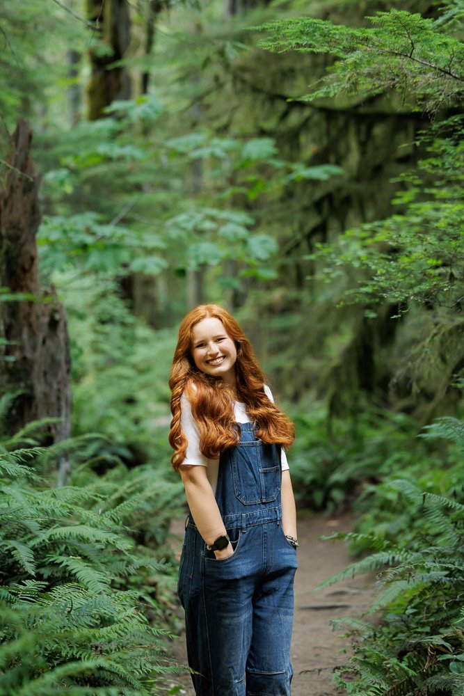 Studio623Photography-Sandy-Oregon-Senior-Photos--17.jpg