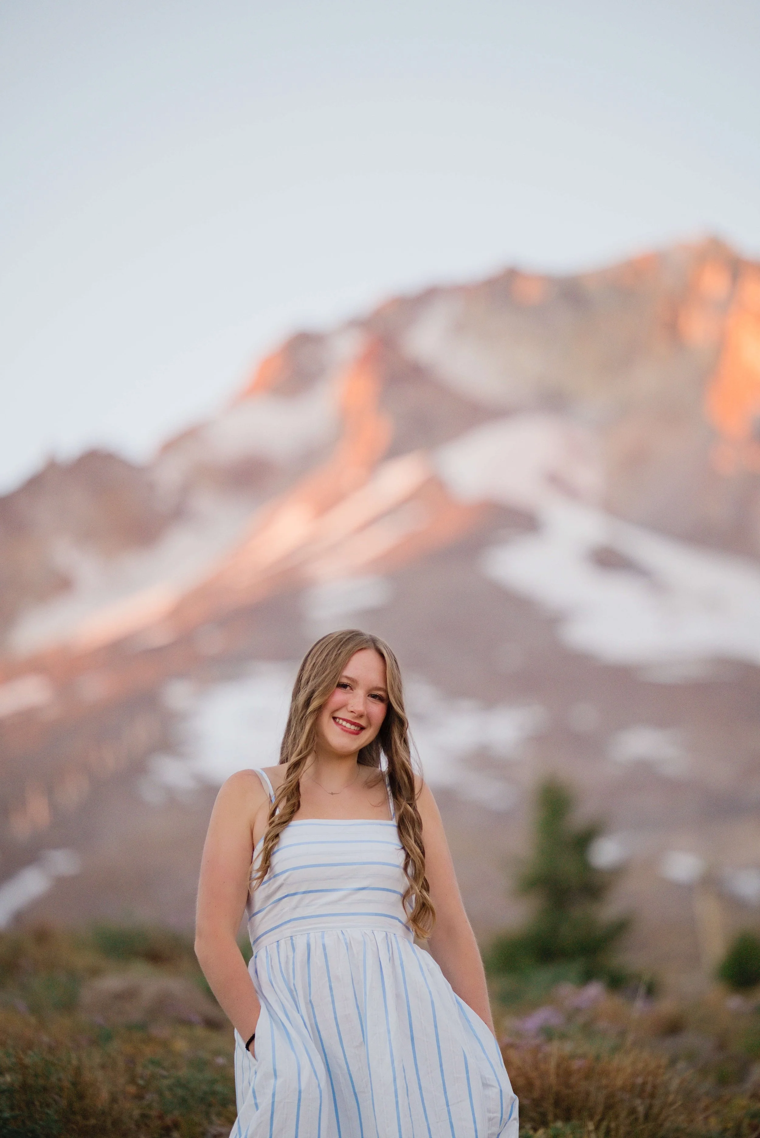 SeniorPhotos-MtHood-Classof2027-Studio623Photography-048.jpg
