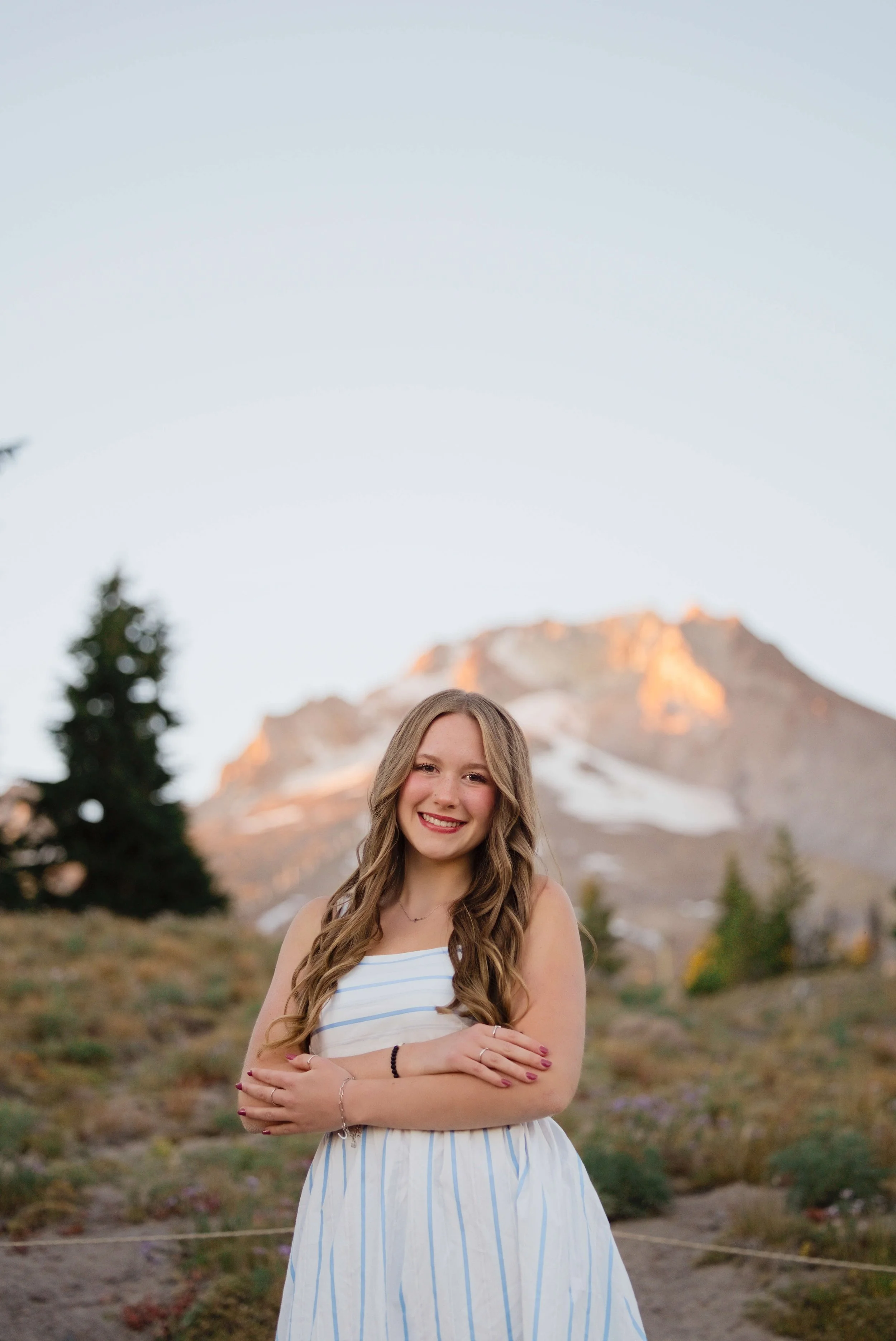 SeniorPhotos-MtHood-Classof2027-Studio623Photography-041.jpg