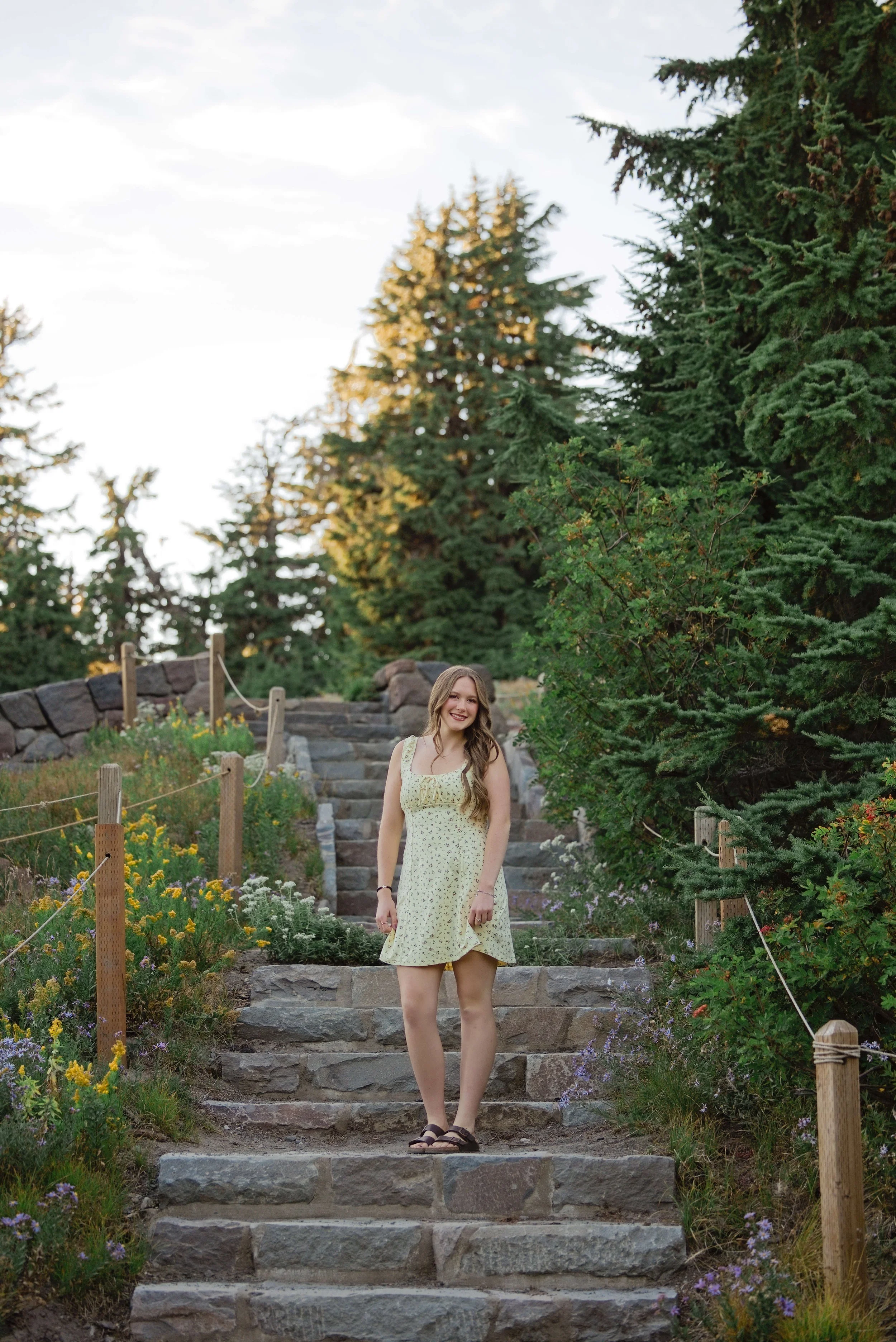 SeniorPhotos-MtHood-Classof2027-Studio623Photography-025.jpg