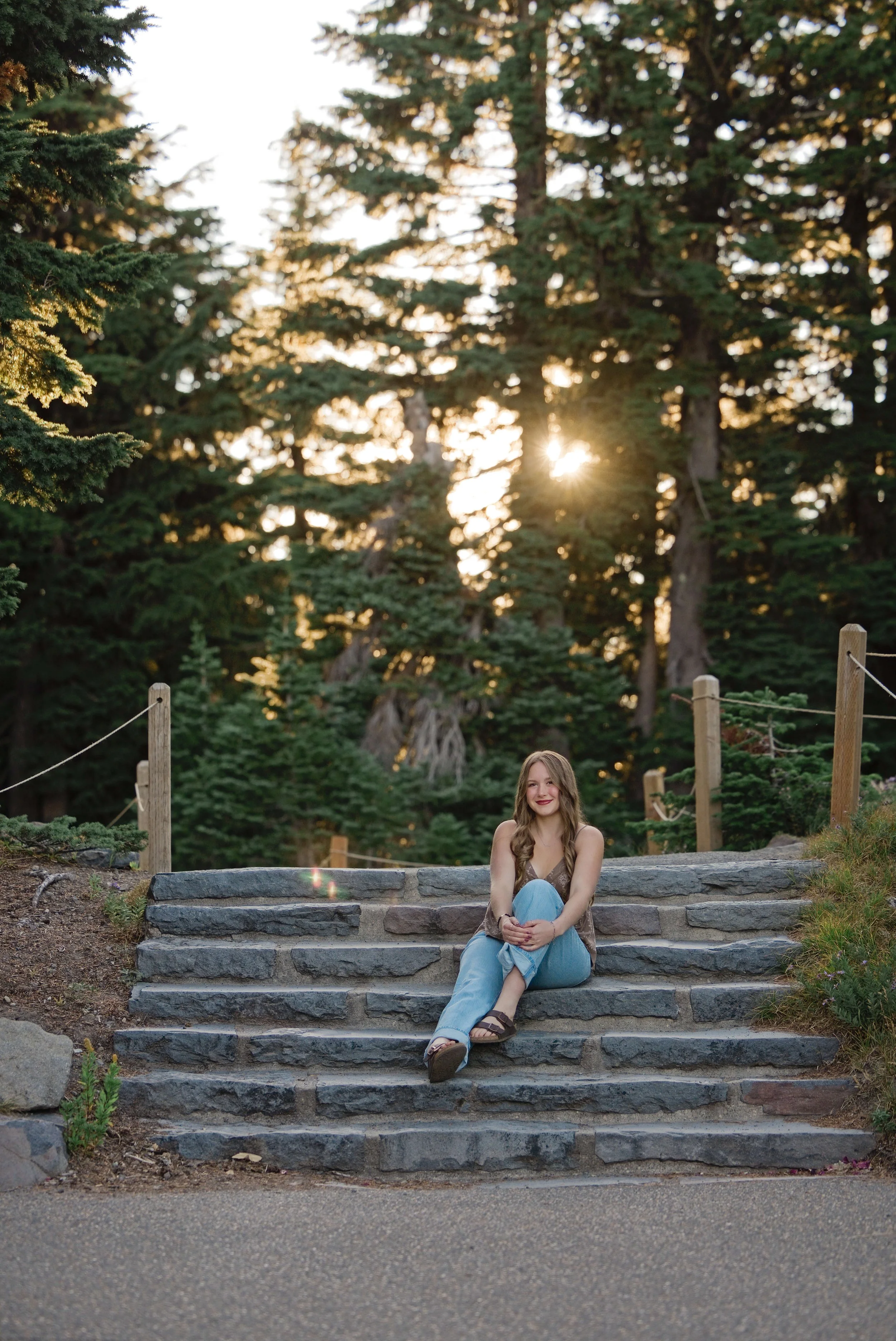 SeniorPhotos-MtHood-Classof2027-Studio623Photography-011.jpg