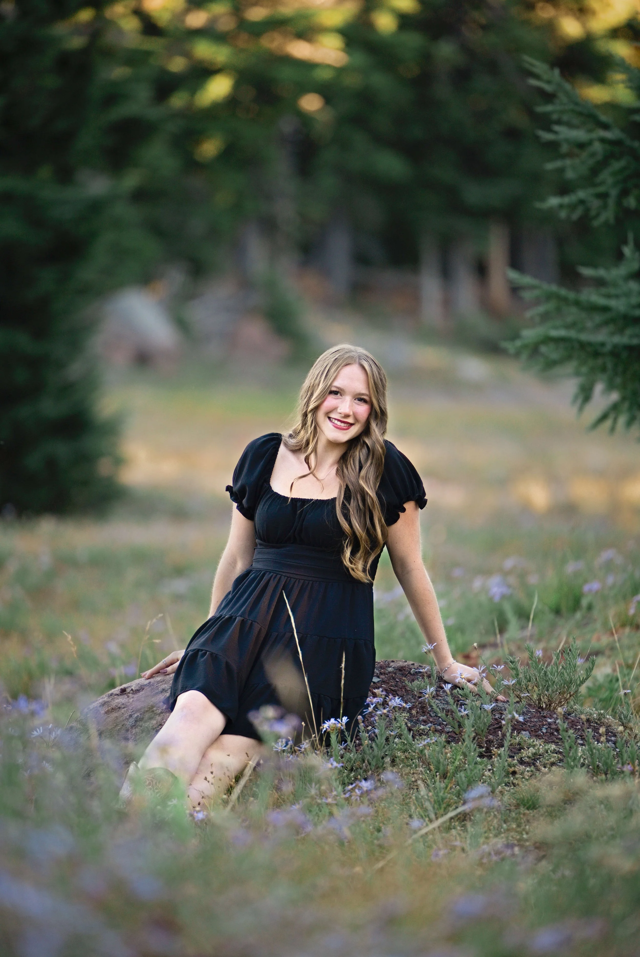 SeniorPhotos-MtHood-Classof2027-Studio623Photography-003.jpg