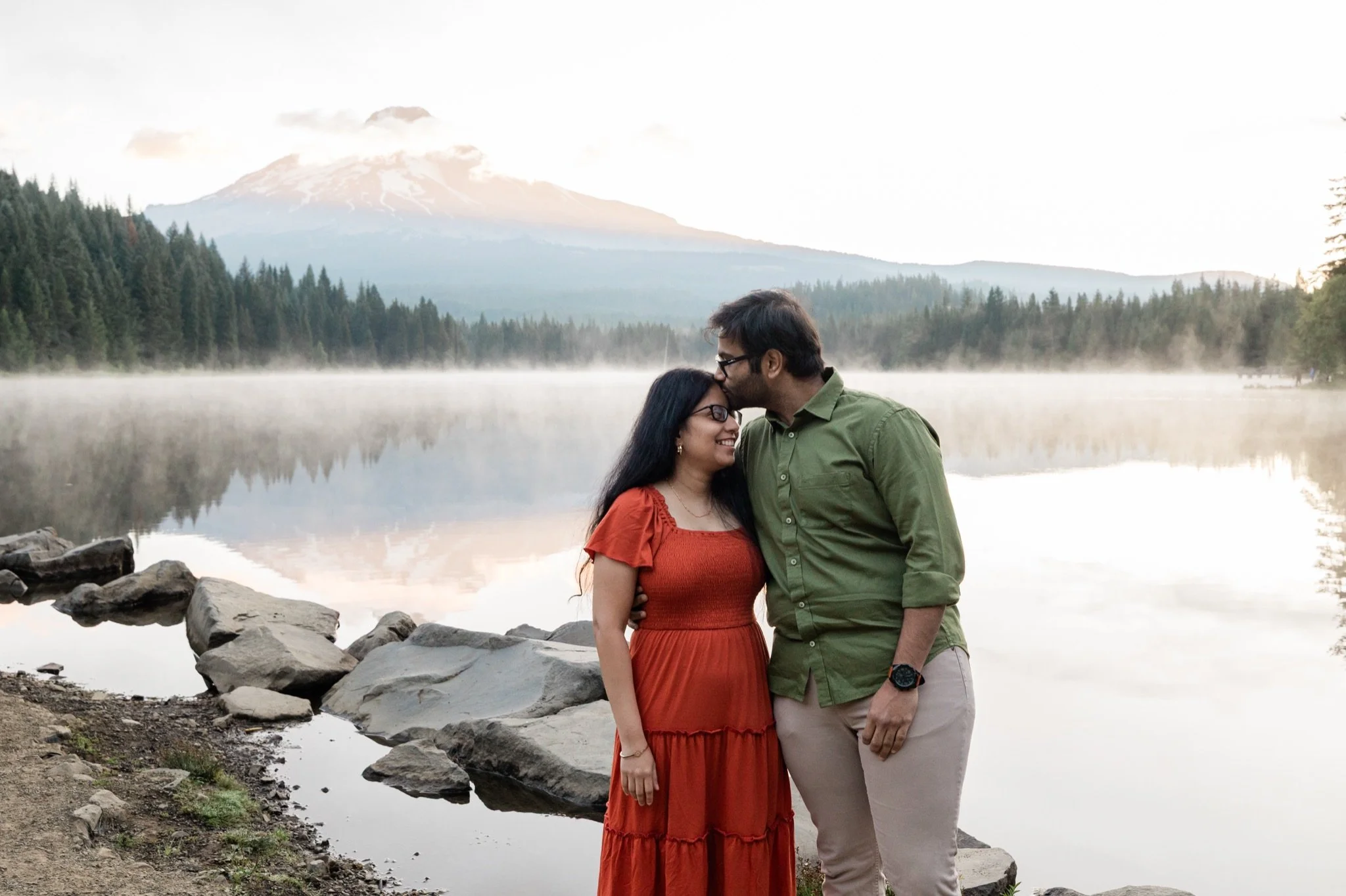 TrilliumLake-Proposal-Sunrise-PinkClouds-MtHood-Studio623Photography-SandyOregon-5.jpg