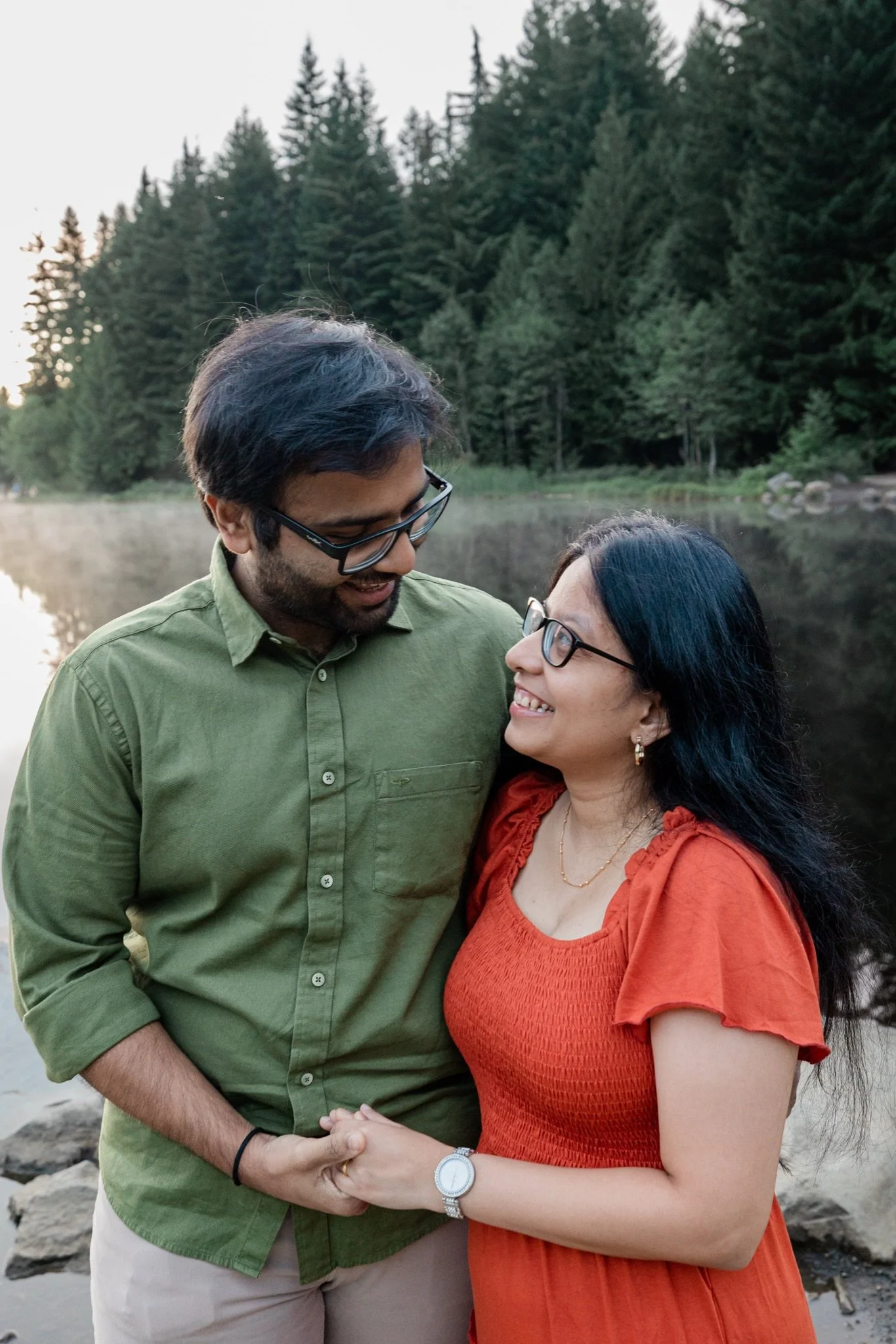 TrilliumLake-Proposal-Sunrise-PinkClouds-MtHood-Studio623Photography-SandyOregon-35.jpg