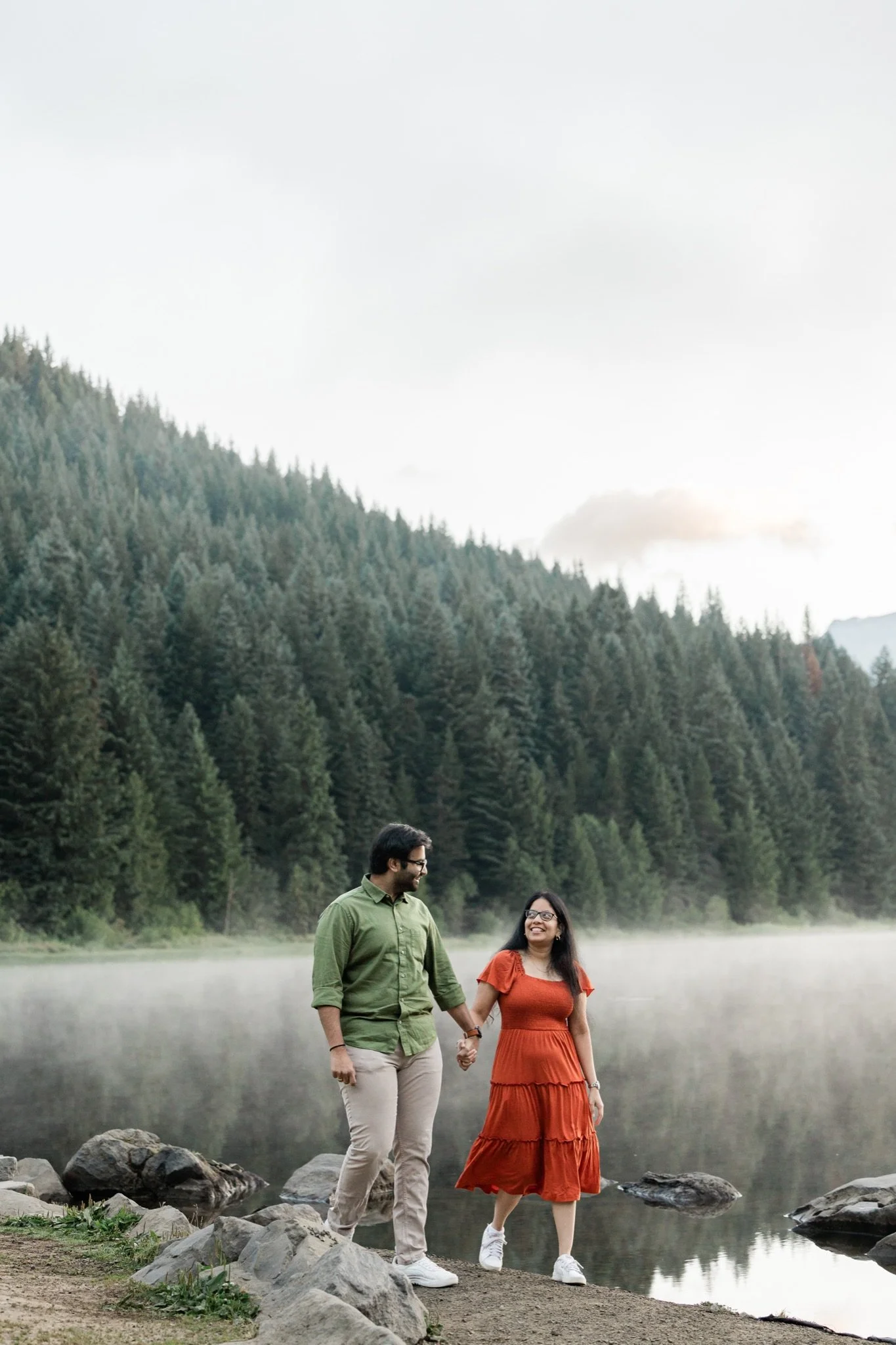 TrilliumLake-Proposal-Sunrise-PinkClouds-MtHood-Studio623Photography-SandyOregon-43.jpg