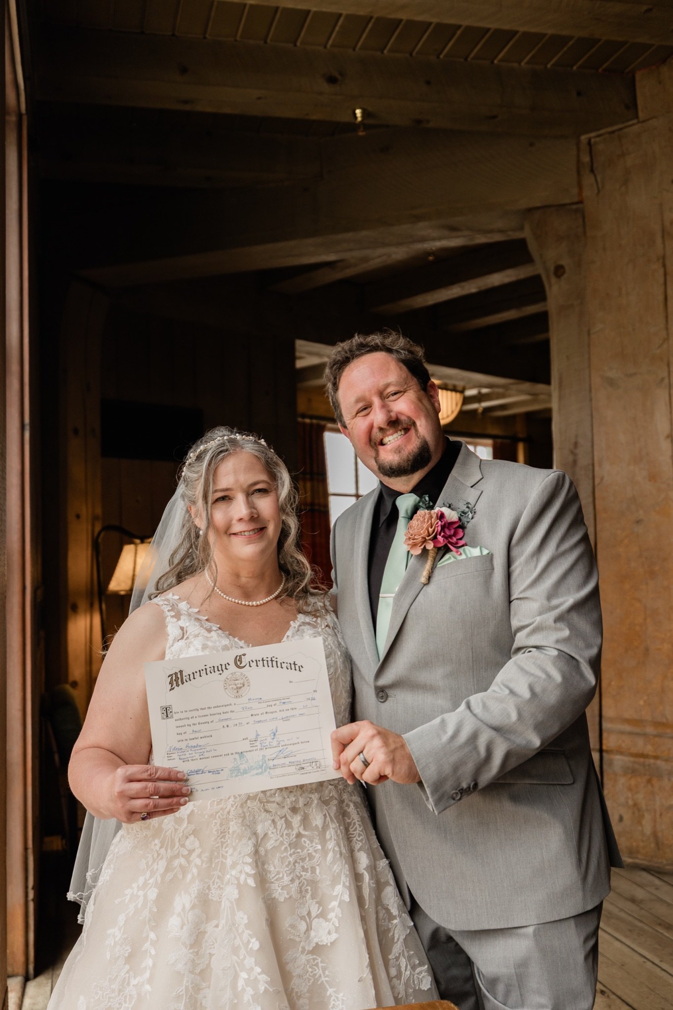 Timberline-Lodge-Wedding-Jamie-Tori-Studio623Photography-22.jpg