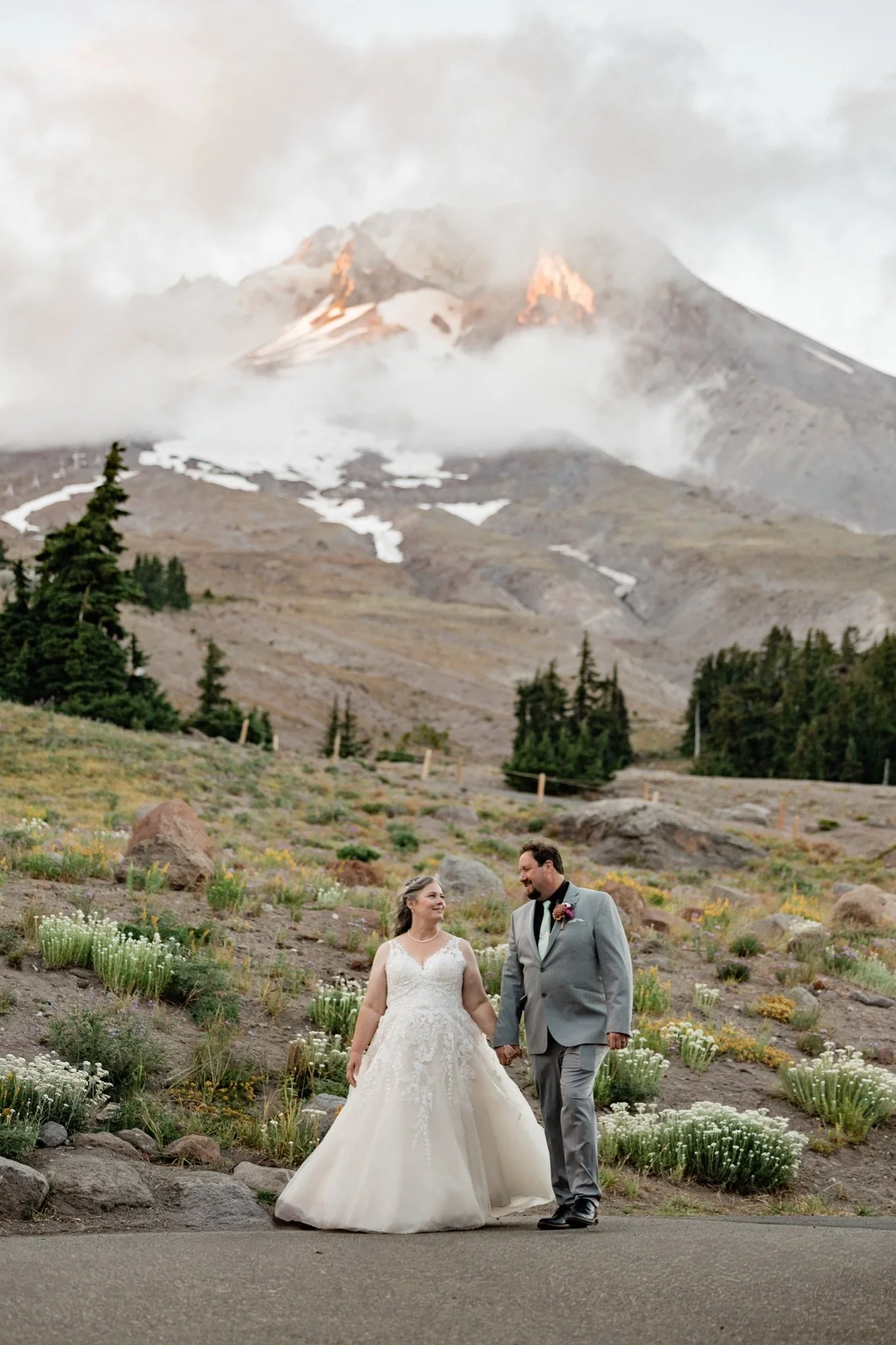 Timberline-Lodge-Wedding-Jamie-Tori-Studio623Photography-30.jpg