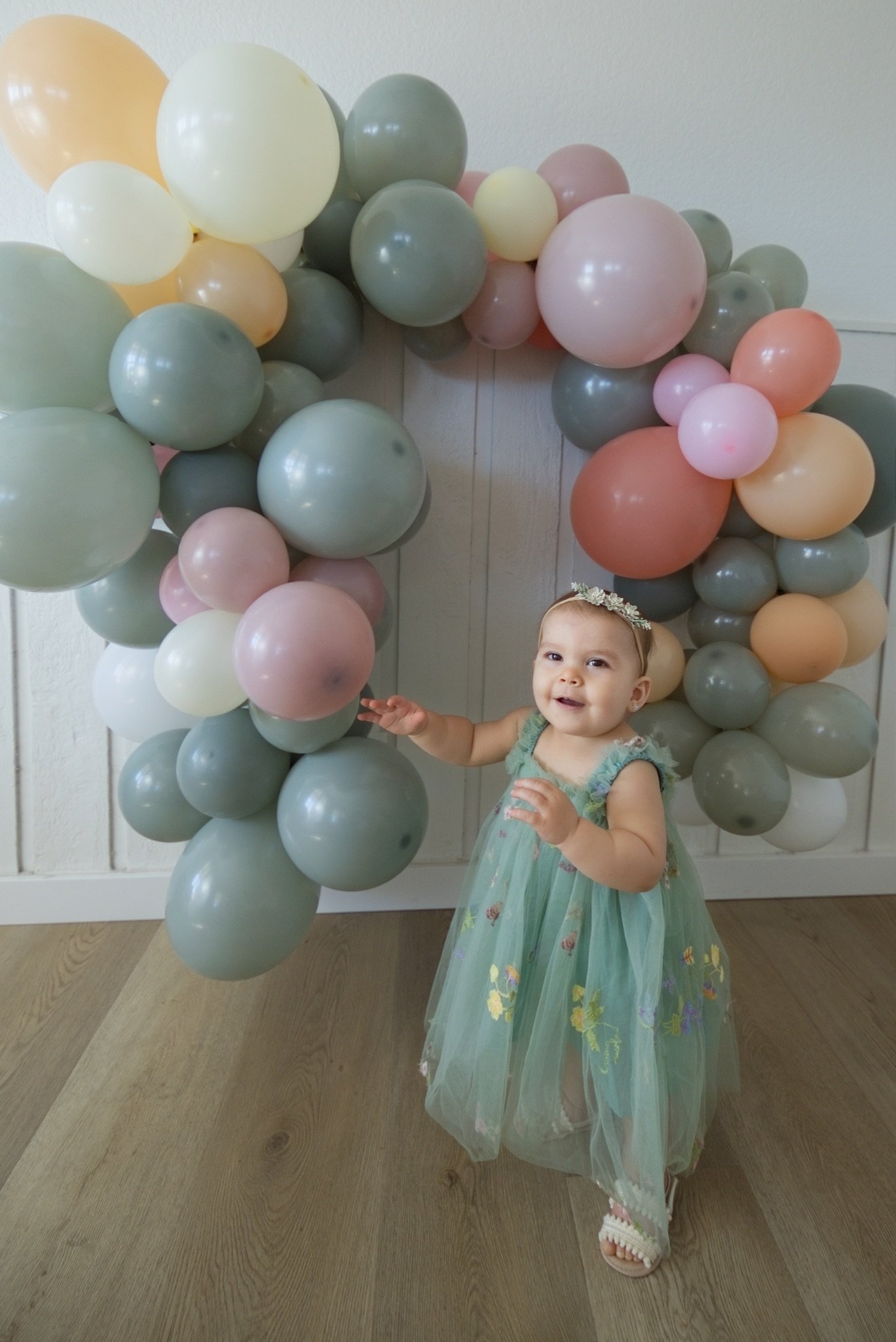 Gemma-FirstBirthdayMilestonePhotos-SandyOregonPhotographer-Studio623Photography-008.jpg