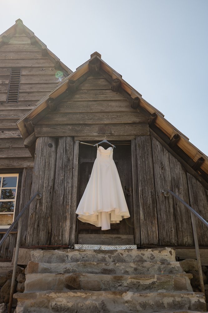 Studio623Photography-MtHood-Skibowl-Wedding-Photos-MtHood-Wedding-Photographer--162-2.jpg