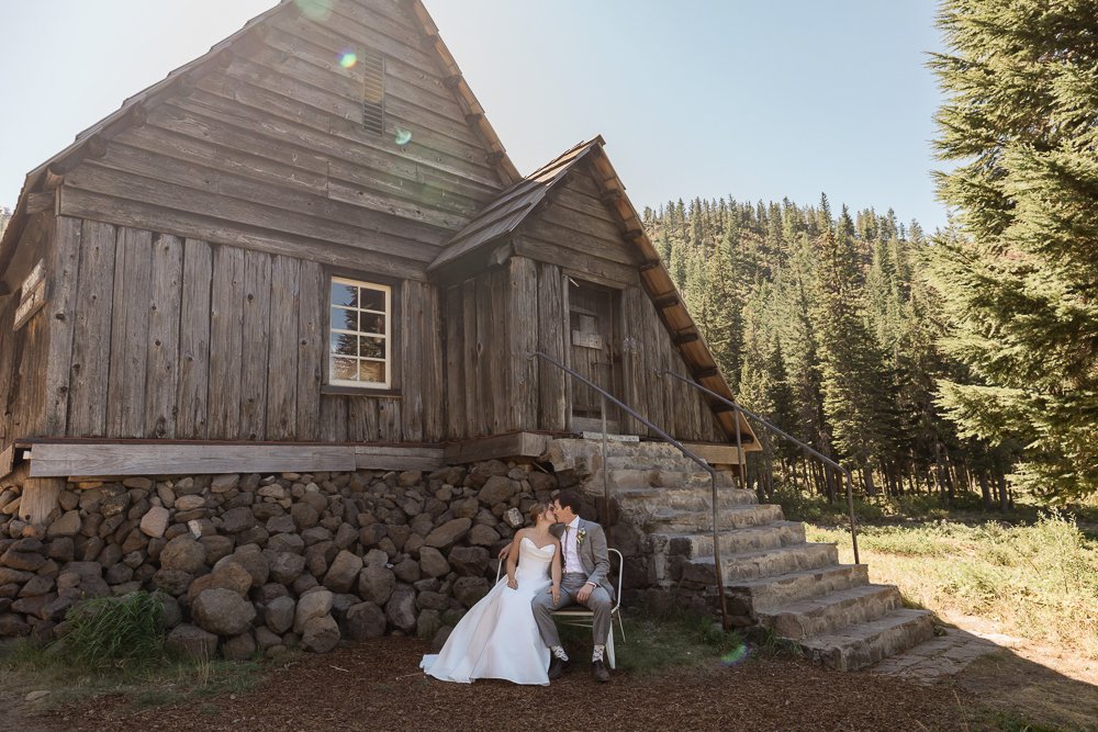 Studio623Photography-MtHood-Skibowl-Wedding-Photos-MtHood-Wedding-Photographer--56.jpg