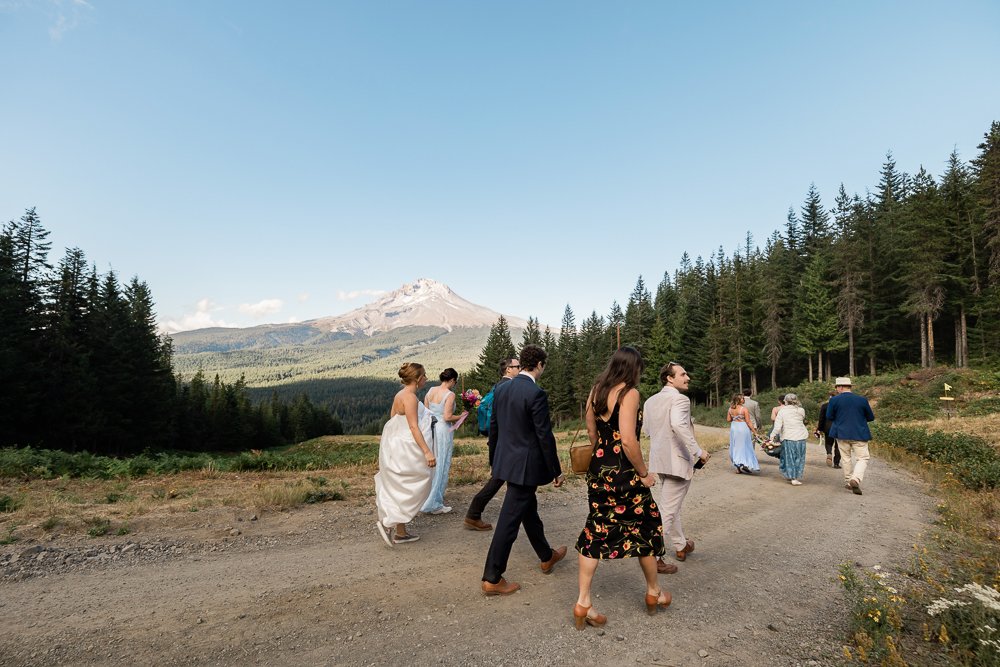 Studio623Photography-MtHood-Skibowl-Wedding-Photos-MtHood-Wedding-Photographer--75.jpg