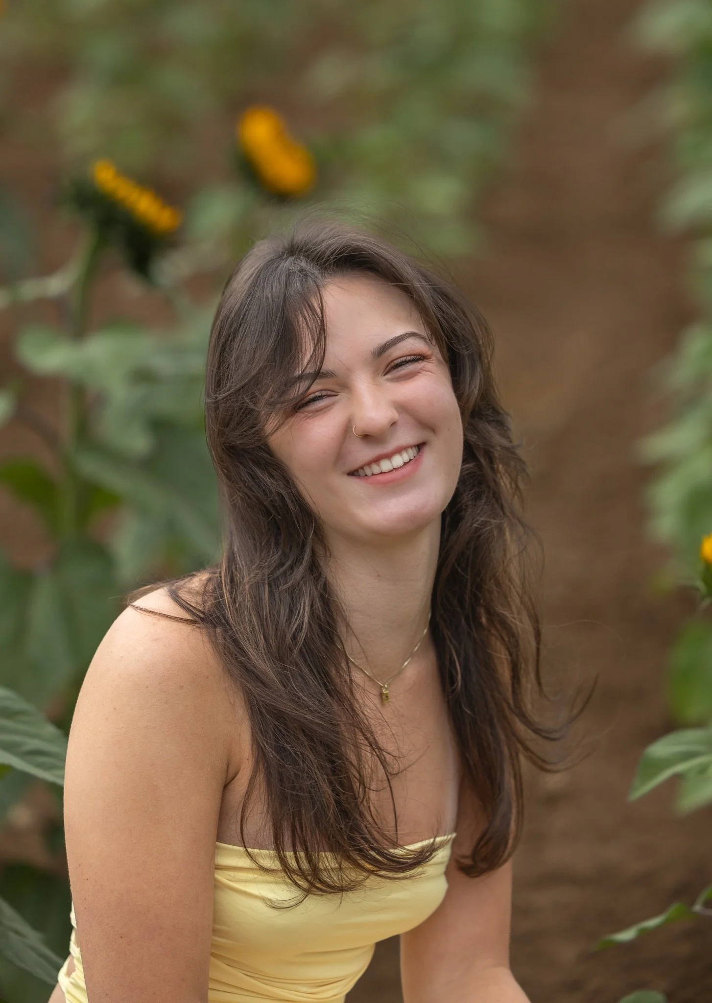 Sandy-Oregon-Senior-Photographer-Sunflowers-Studio623Photography-41.jpg