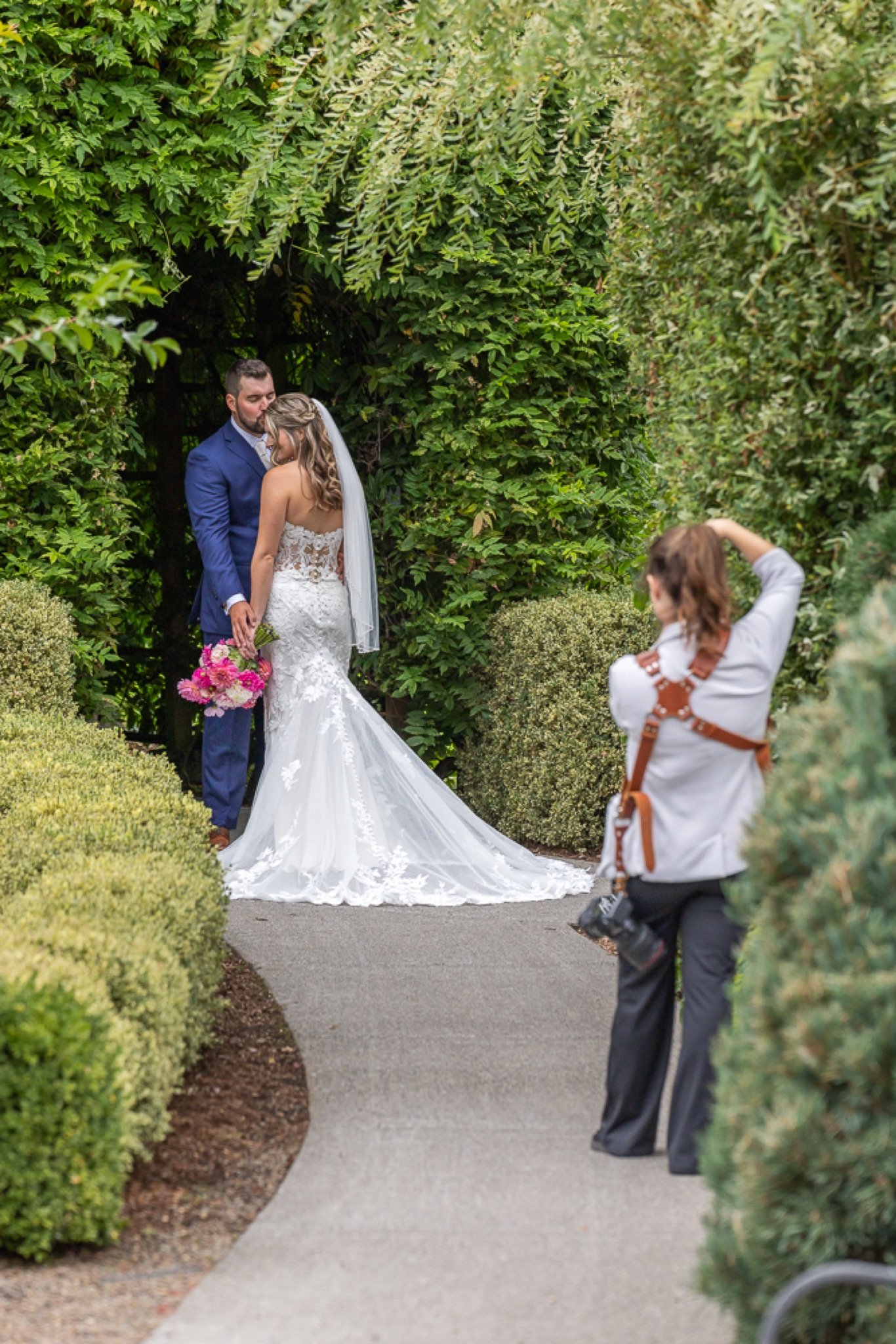 RedBarnVilla-Wedding-OregonCity-Studio623Photography-010.jpg