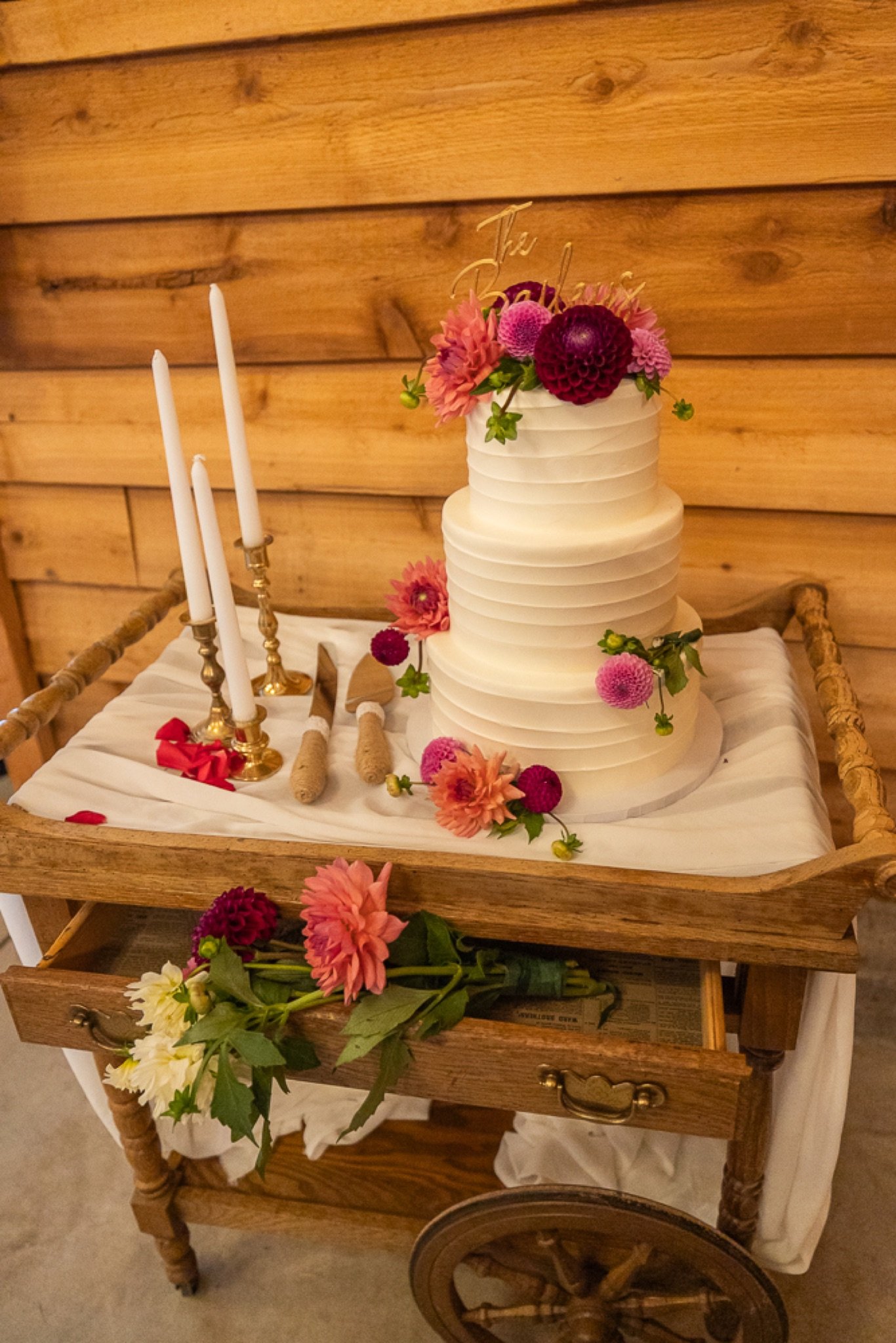 RedBarnVilla-Wedding-OregonCity-Studio623Photography-061.jpg