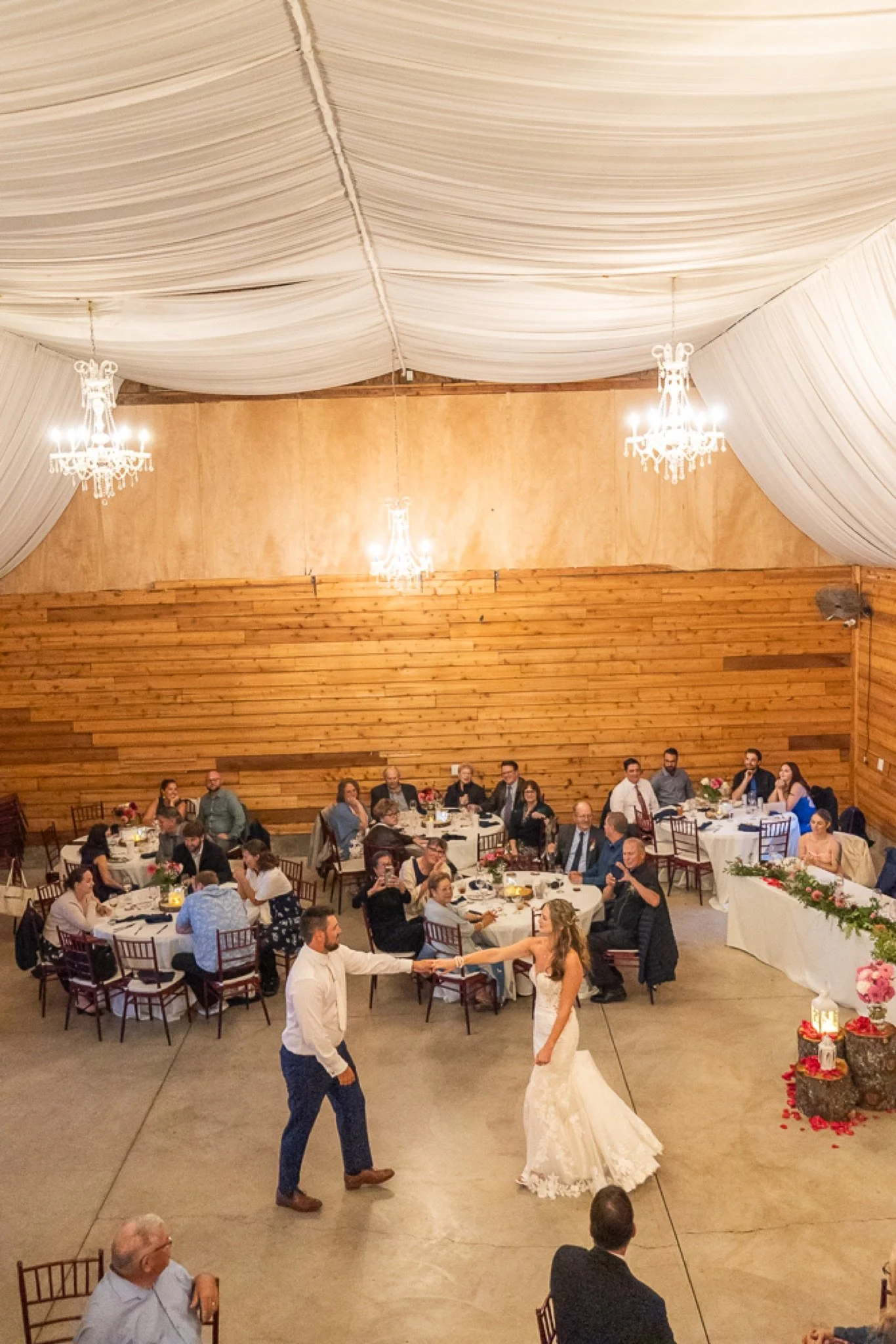 RedBarnVilla-Wedding-OregonCity-Studio623Photography-065.jpg