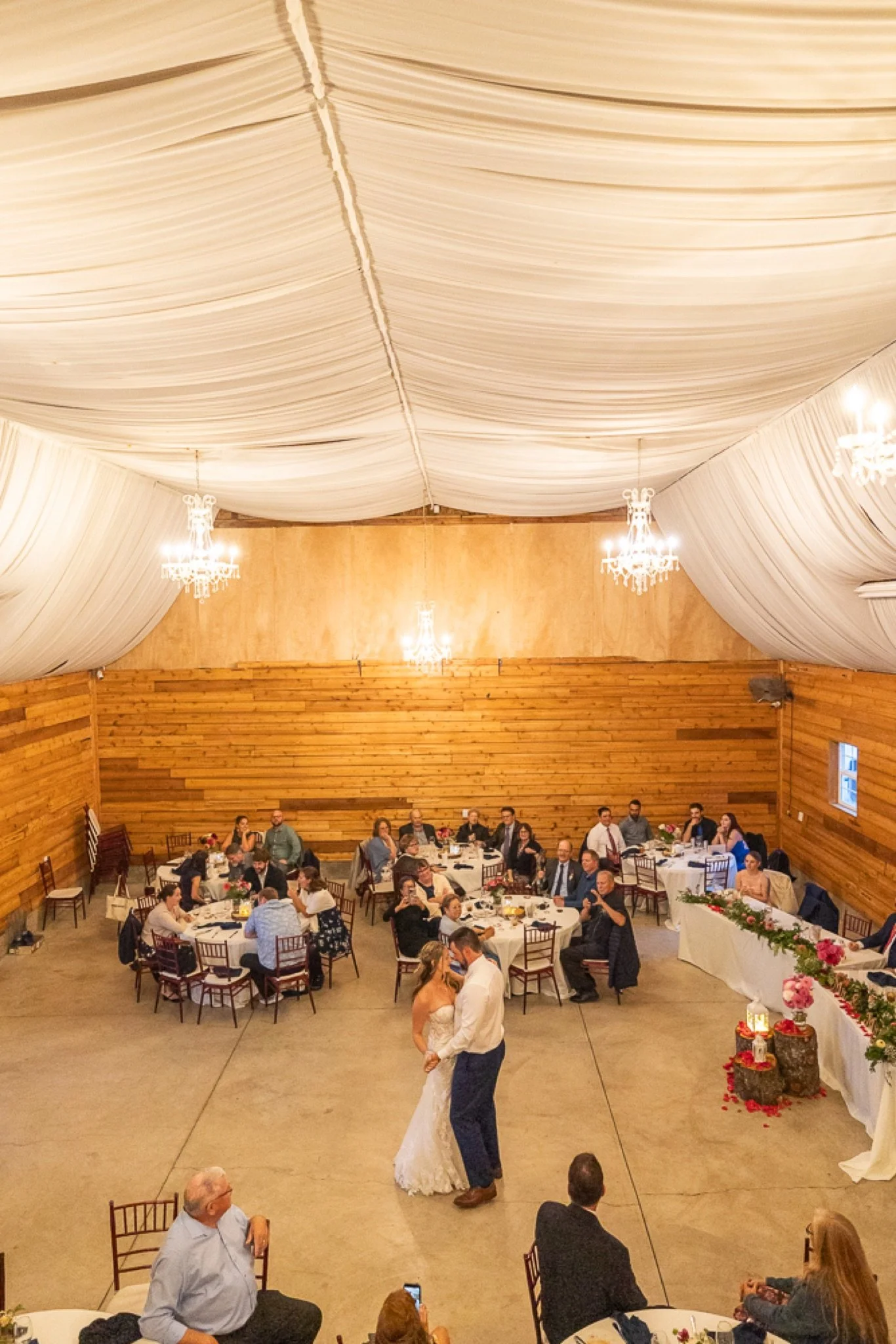 RedBarnVilla-Wedding-OregonCity-Studio623Photography-067.jpg