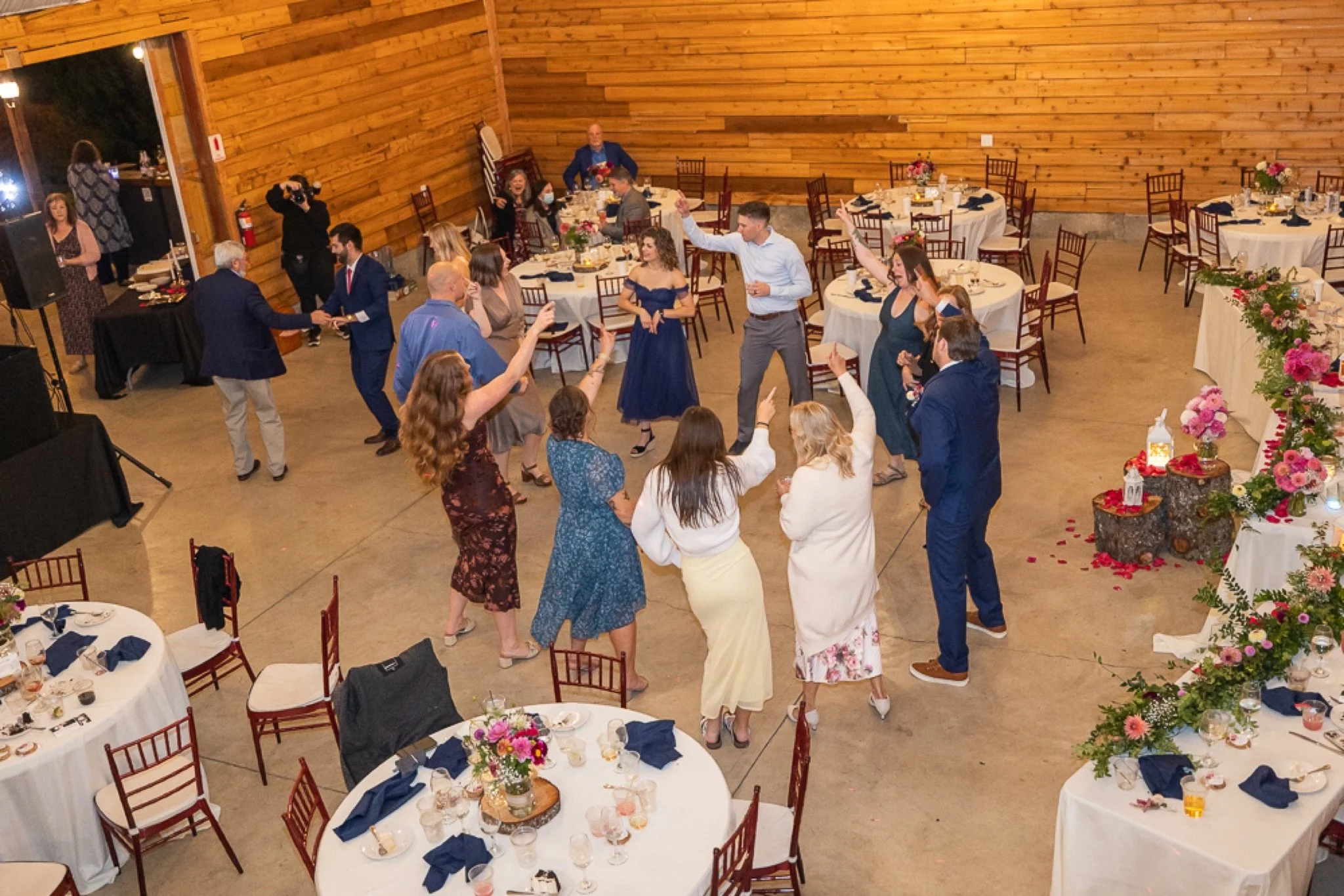 RedBarnVilla-Wedding-OregonCity-Studio623Photography-071.jpg
