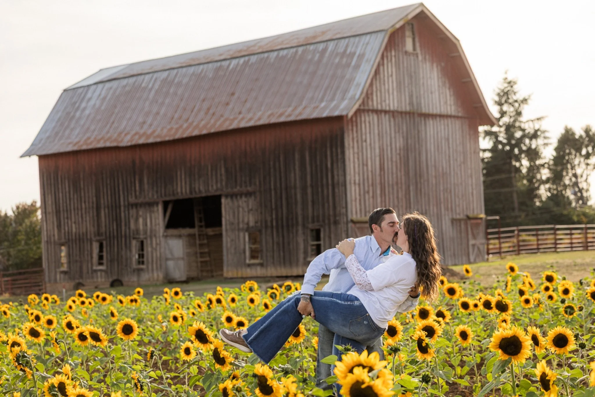 Philip-Foster-Farm-Family-Photos-Sunflowers-Studio623Photography-38.jpg