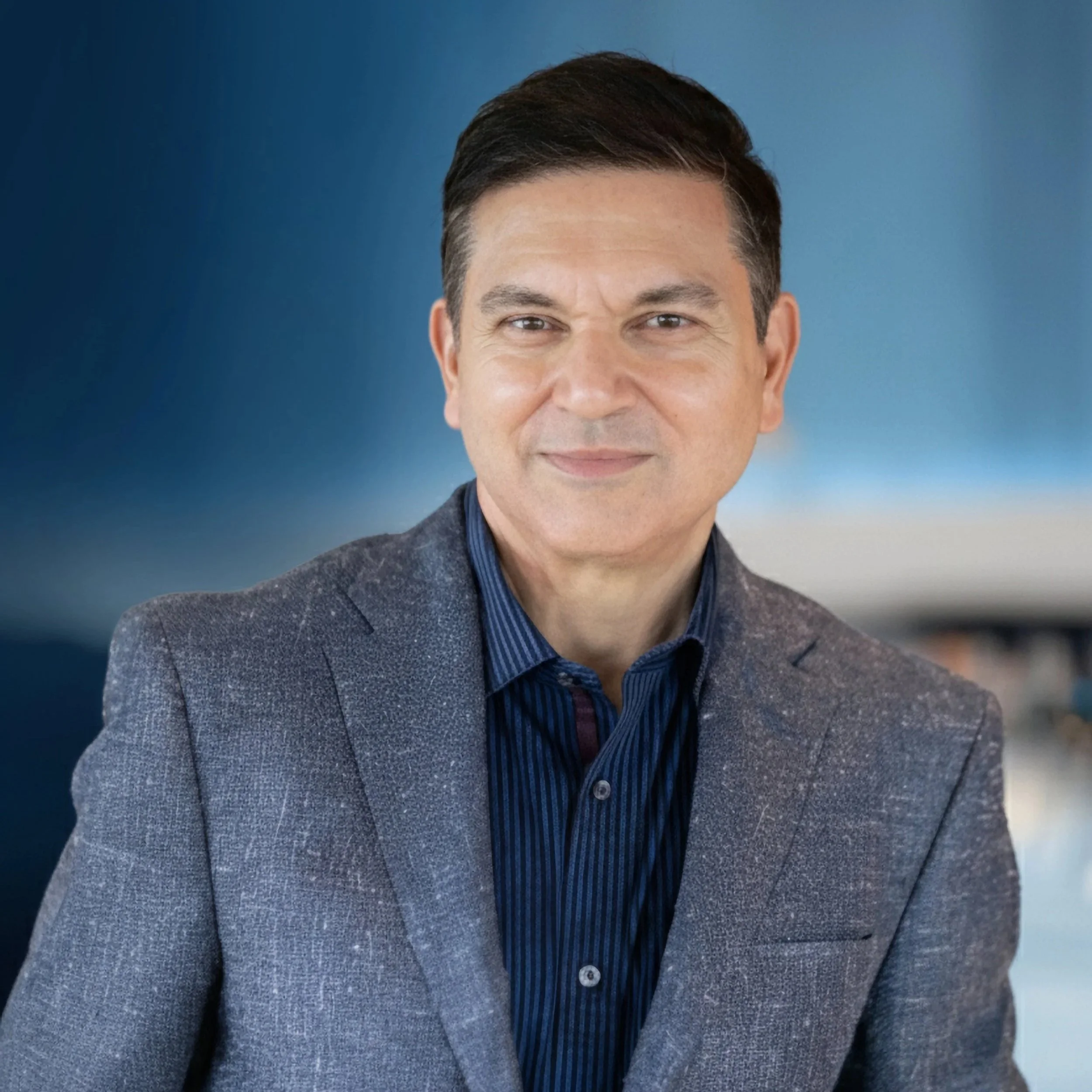 Sanjiv bio will go here