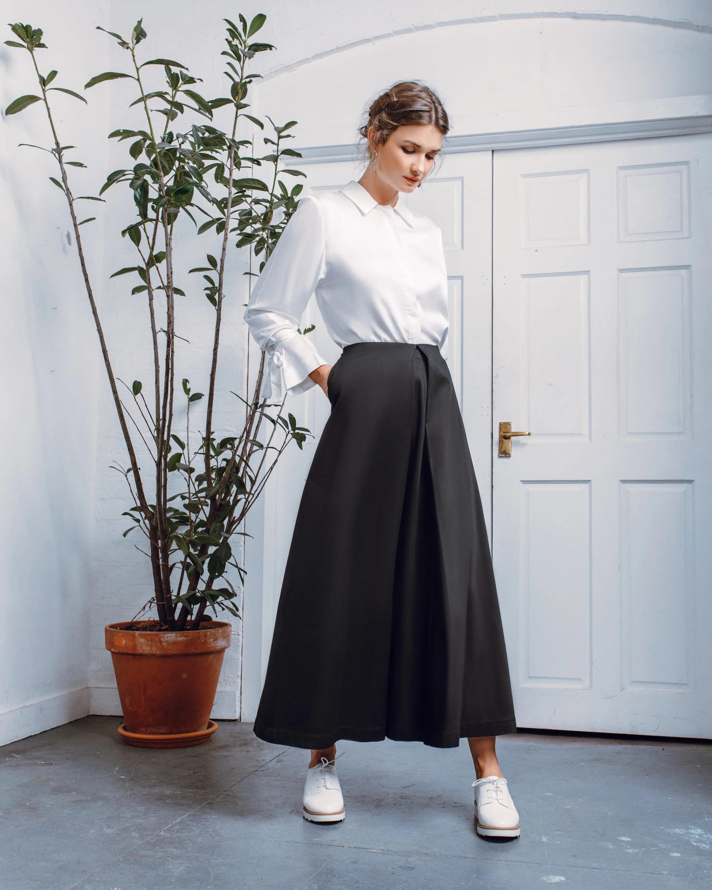 1 PLEAT SKIRT.jpg