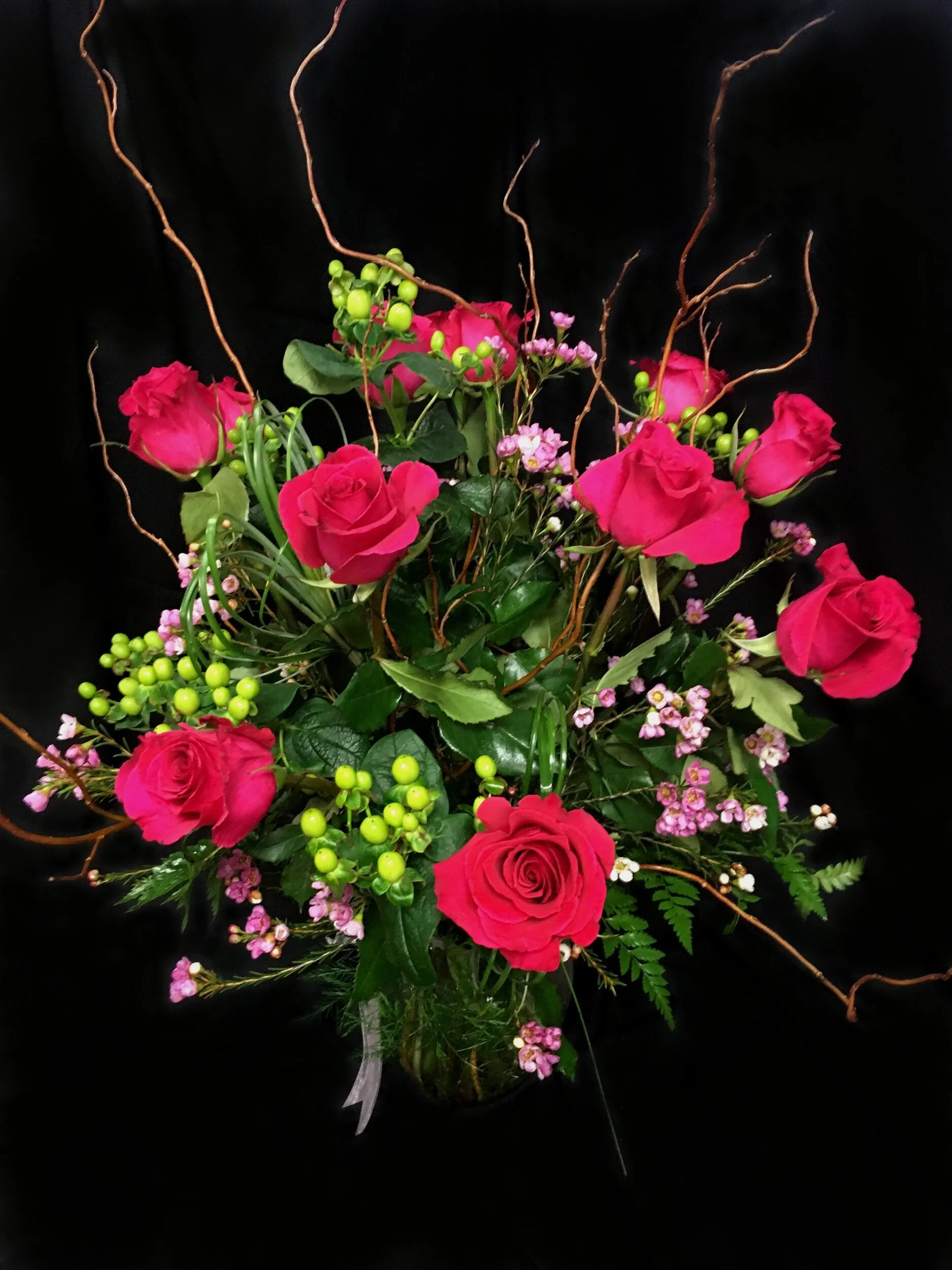 Deluxe Pink Dozen Roses and Spring Mix Vase